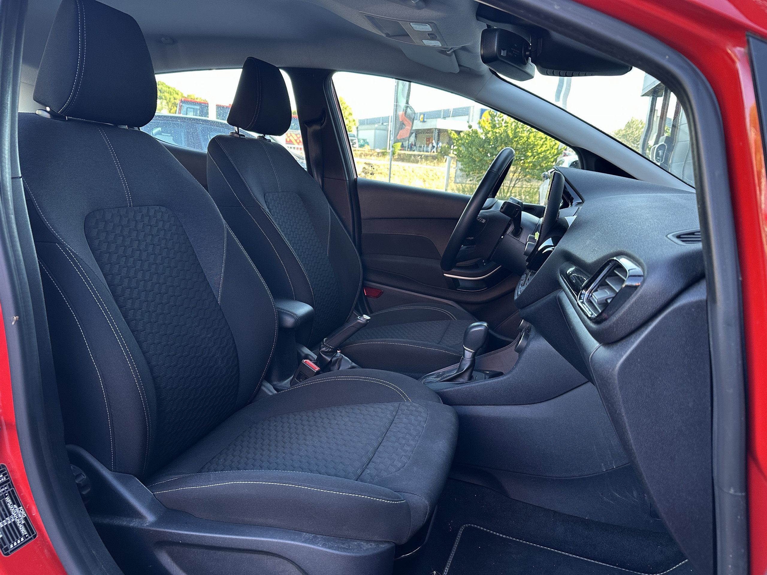 Ford Fiesta  VII 1.0 Hybrid 125ch Powershift TITANIUM BUS groupe Vergnon