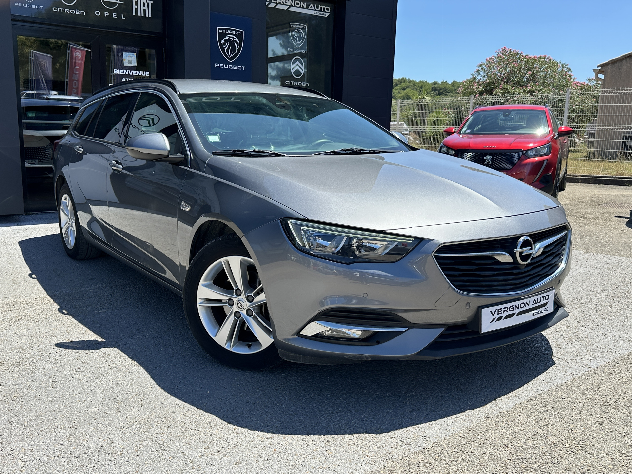 Opel Insignia Sports Tourer  II 1.6 Diesel 136ch auto ELEGANCE BUSINESS groupe Vergnon