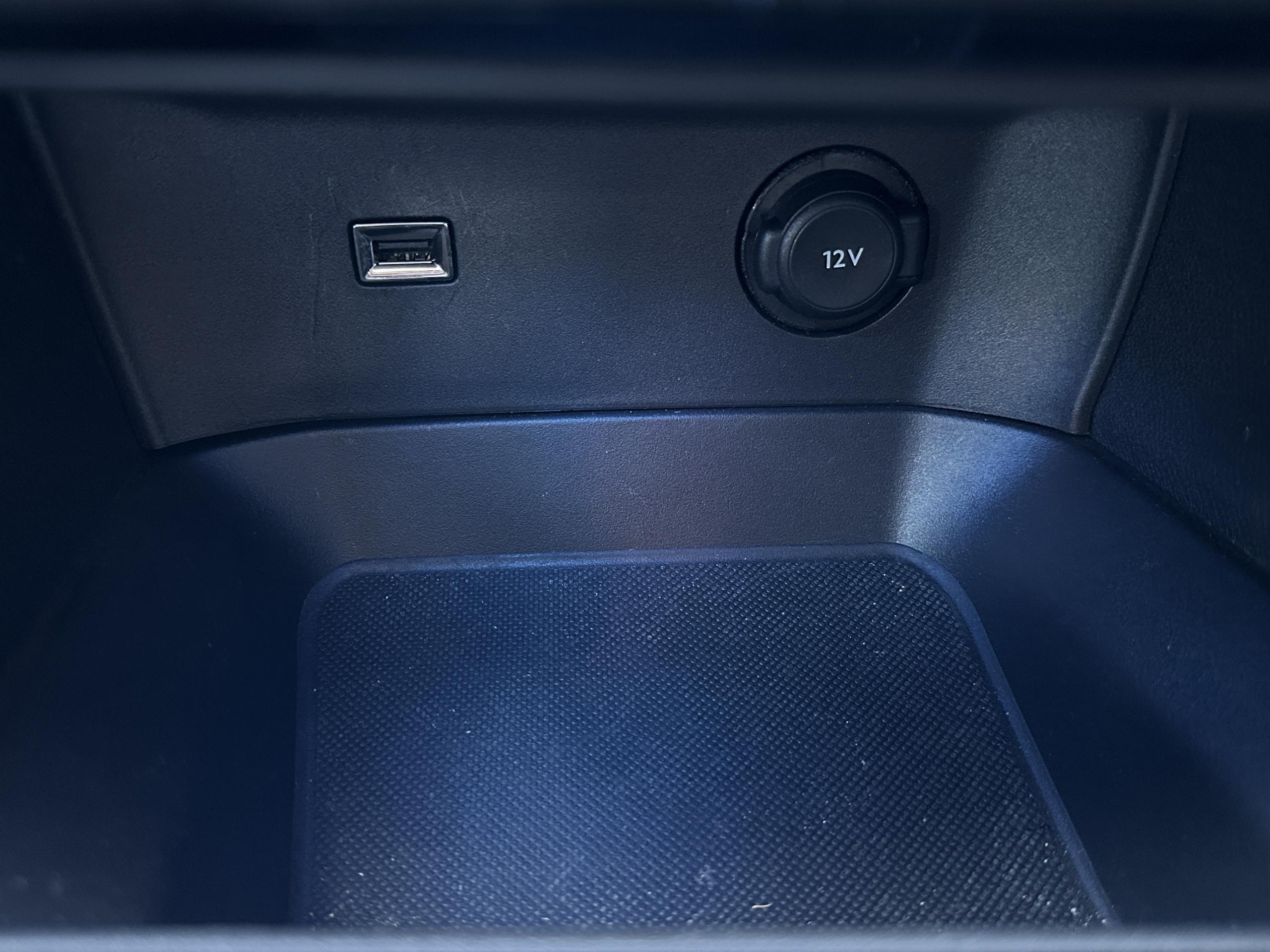 Peugeot 3008  II BlueHDi 130 S&S EAT8 ALLURE groupe Vergnon