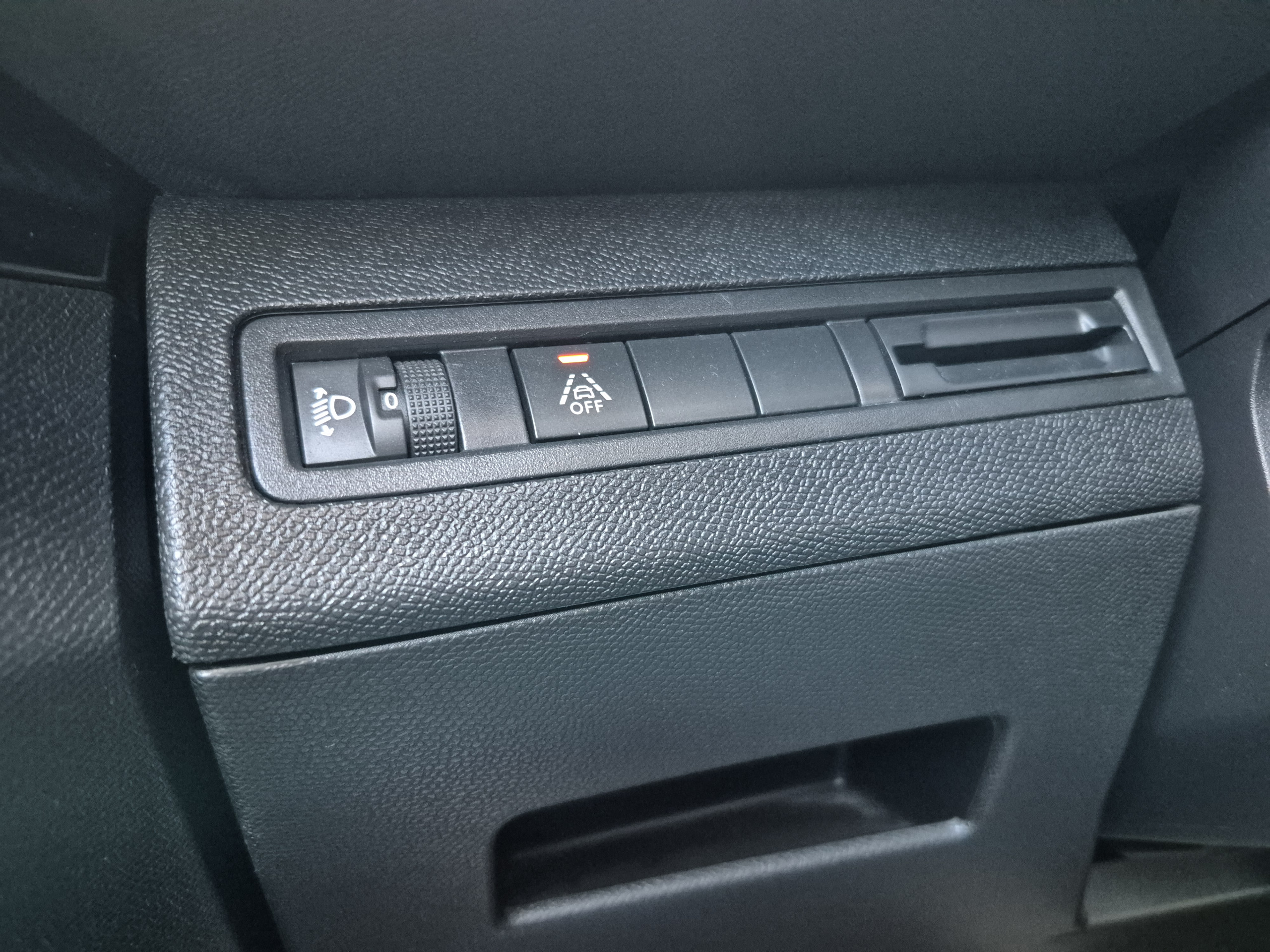 Peugeot 3008  II BlueHDi 130 S&S EAT8 Allure groupe Vergnon