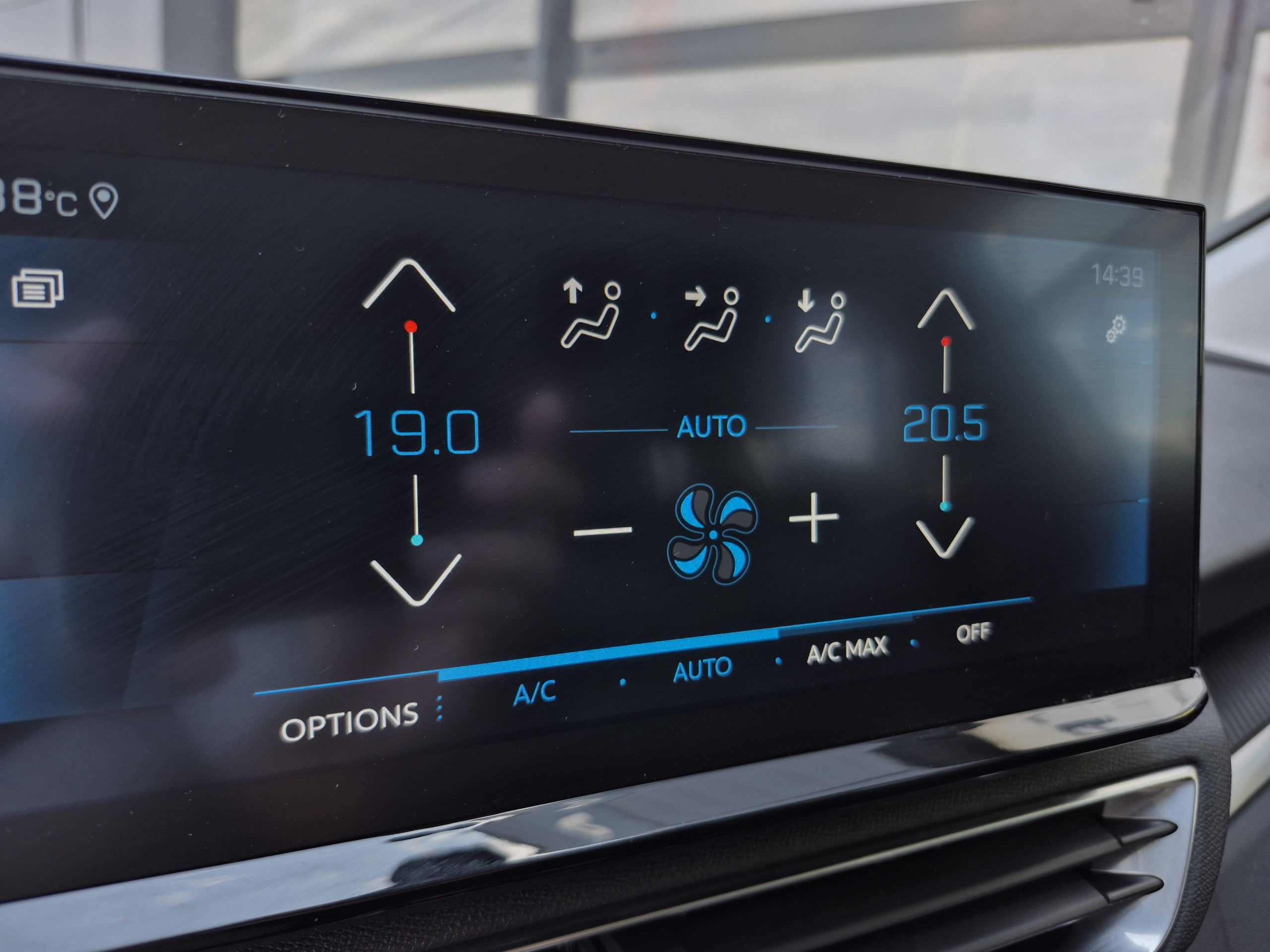 Peugeot 3008  II BlueHDi 130 S&S EAT8 Allure groupe Vergnon