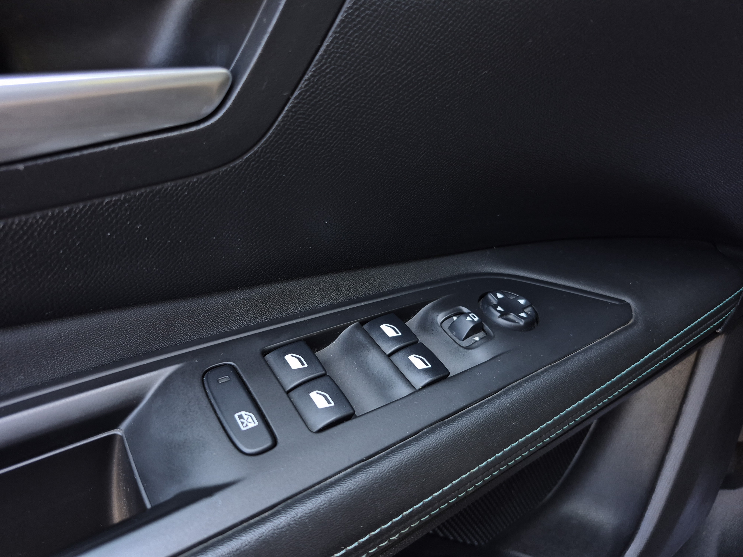 Peugeot 3008  II BlueHDi 130 S&S EAT8 Allure groupe Vergnon