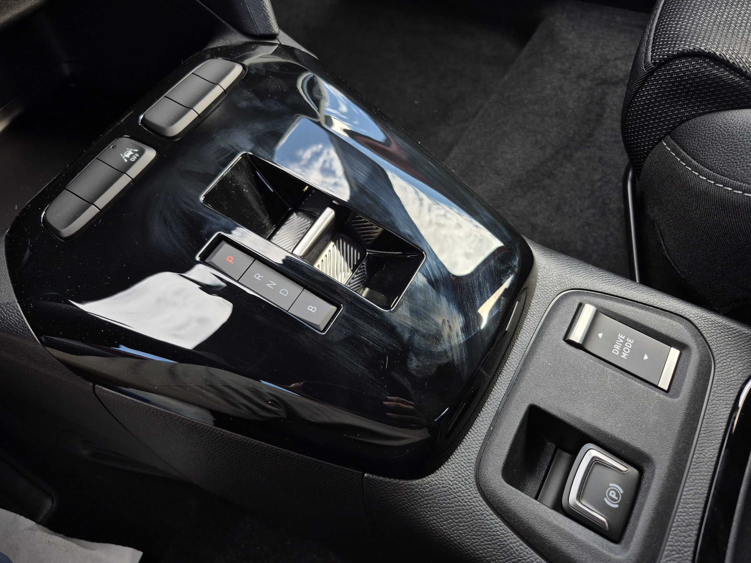 Opel Corsa  VI Electrique 136 ch Auto Colour Colour Edi groupe Vergnon