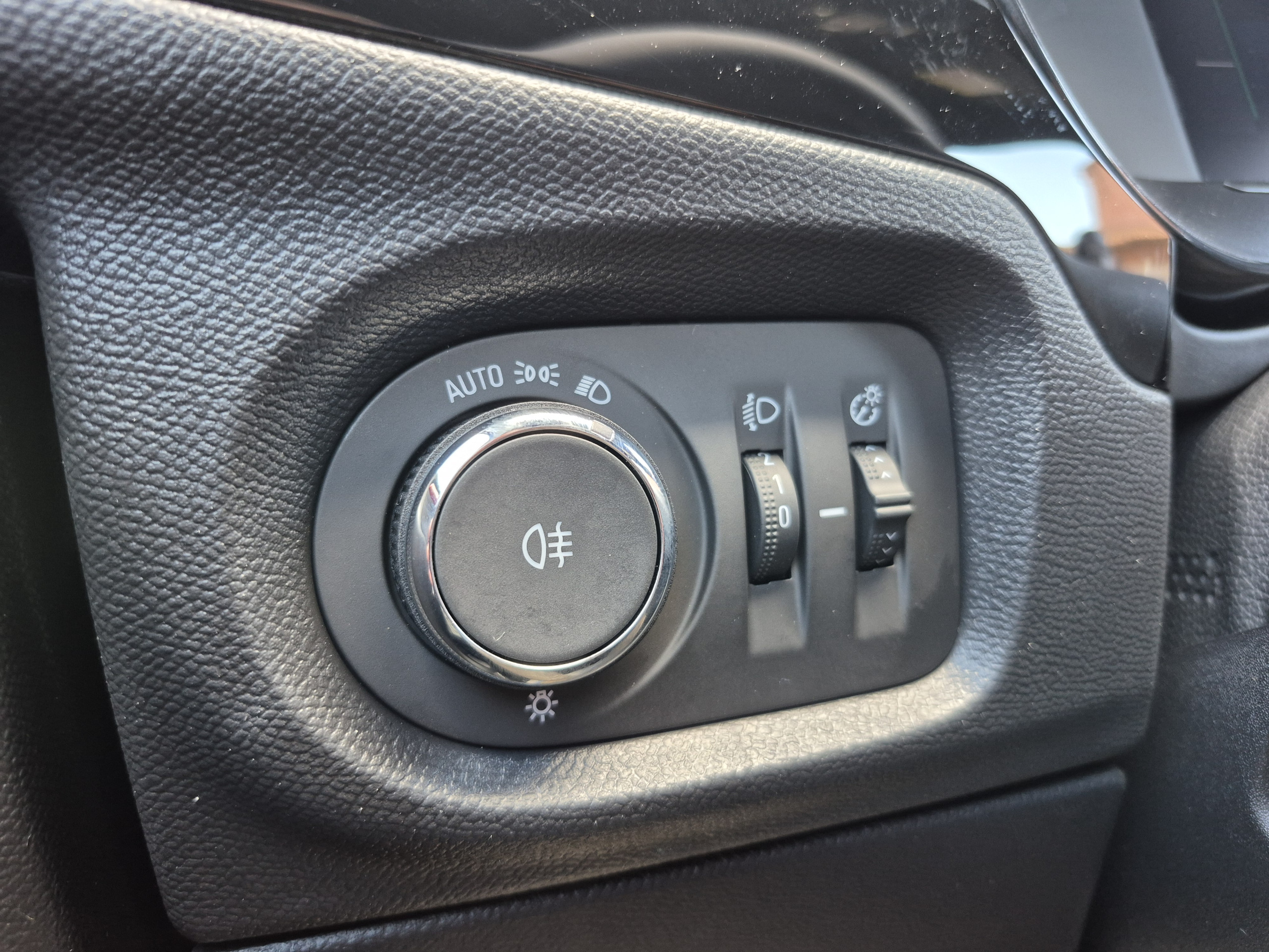 Opel Corsa  VI Electrique 136 ch Auto Colour Colour Edi groupe Vergnon