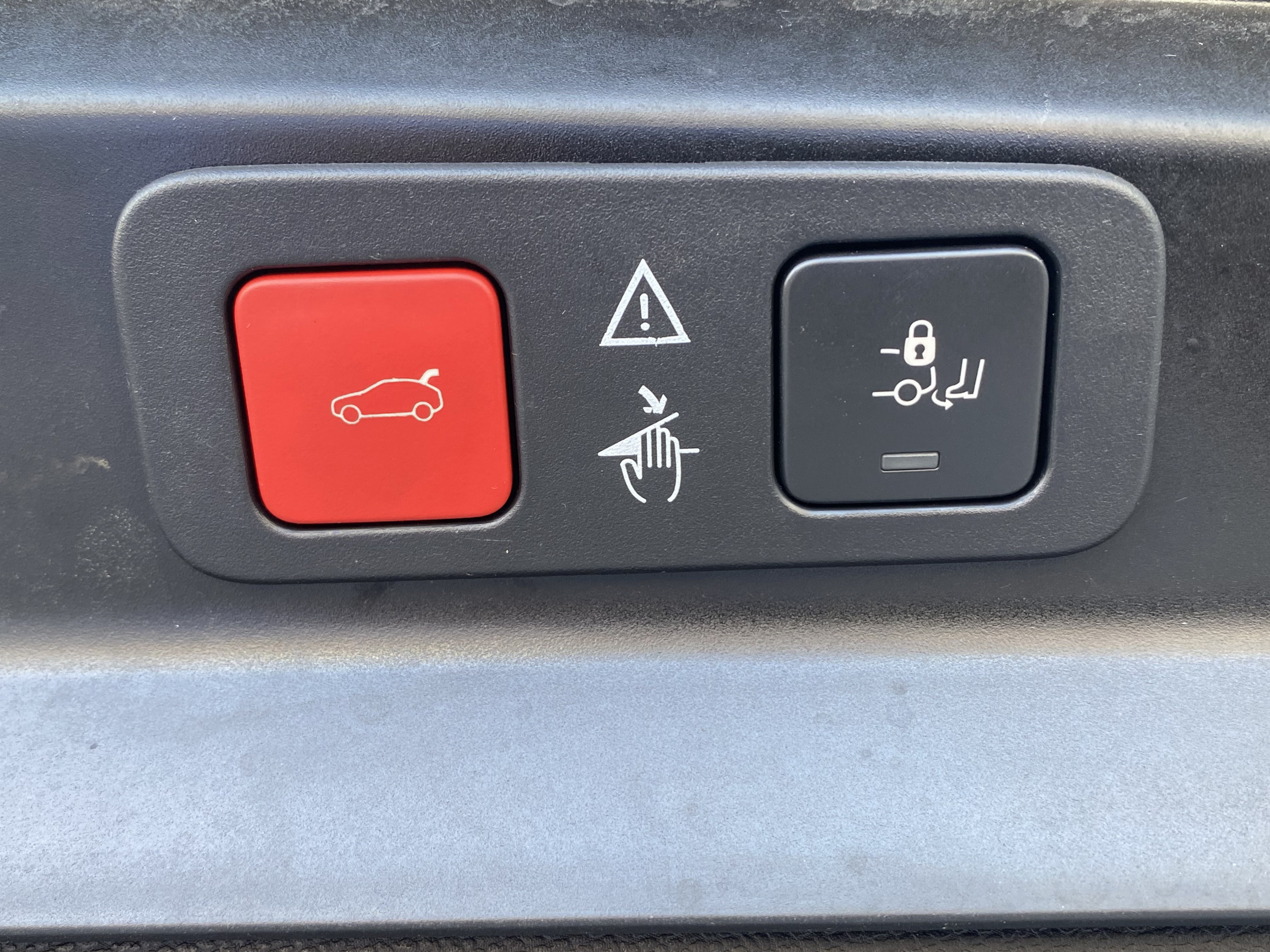 Peugeot 5008  II Hybrid 136 e-DCS6 Allure Pack groupe Vergnon