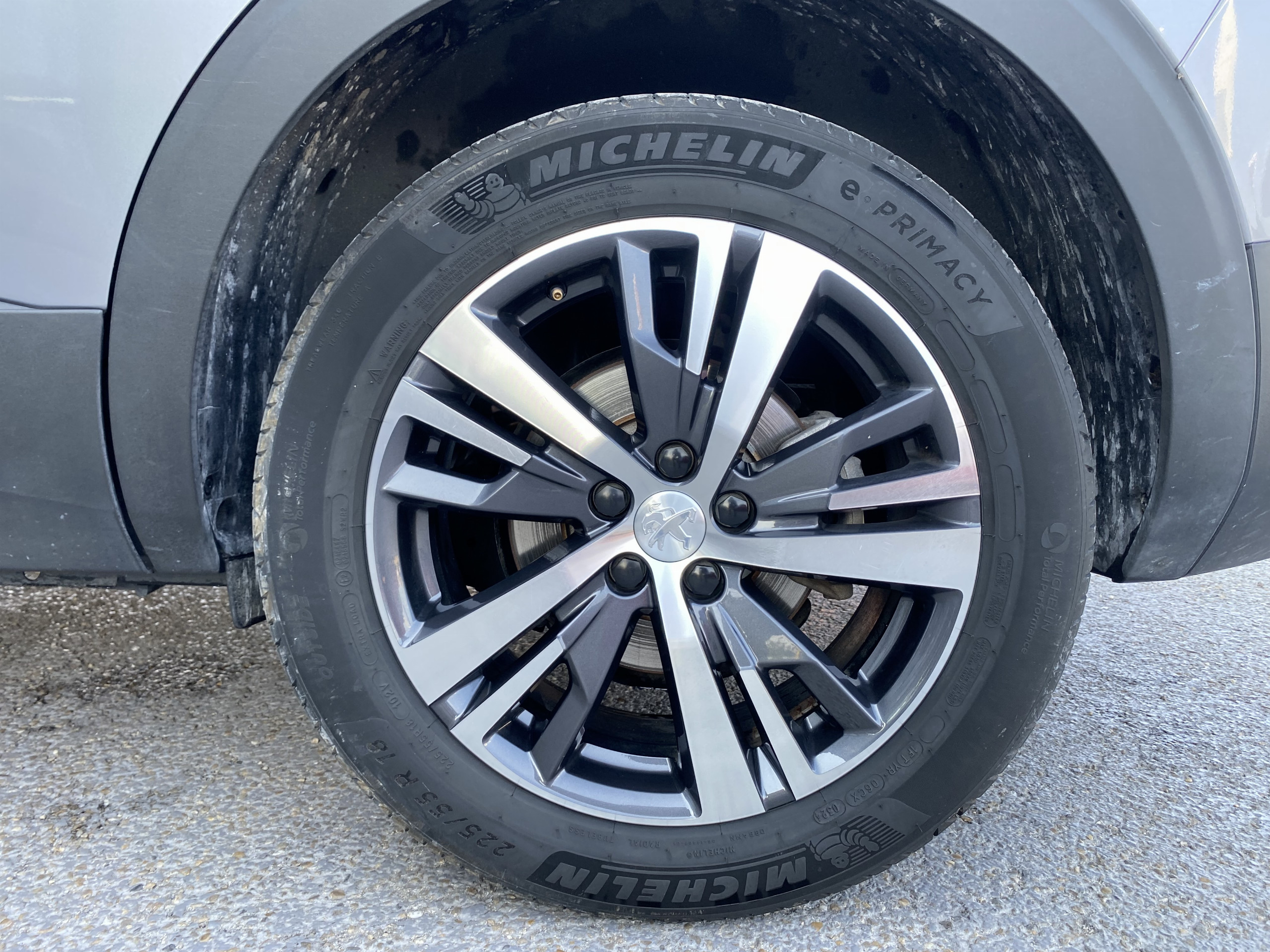 Peugeot 5008  II Hybrid 136 e-DCS6 Allure Pack groupe Vergnon