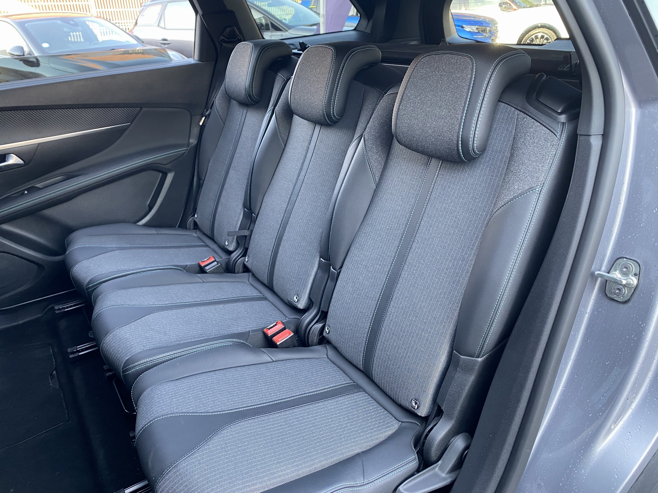 Peugeot 5008  II Hybrid 136 e-DCS6 Allure Pack groupe Vergnon