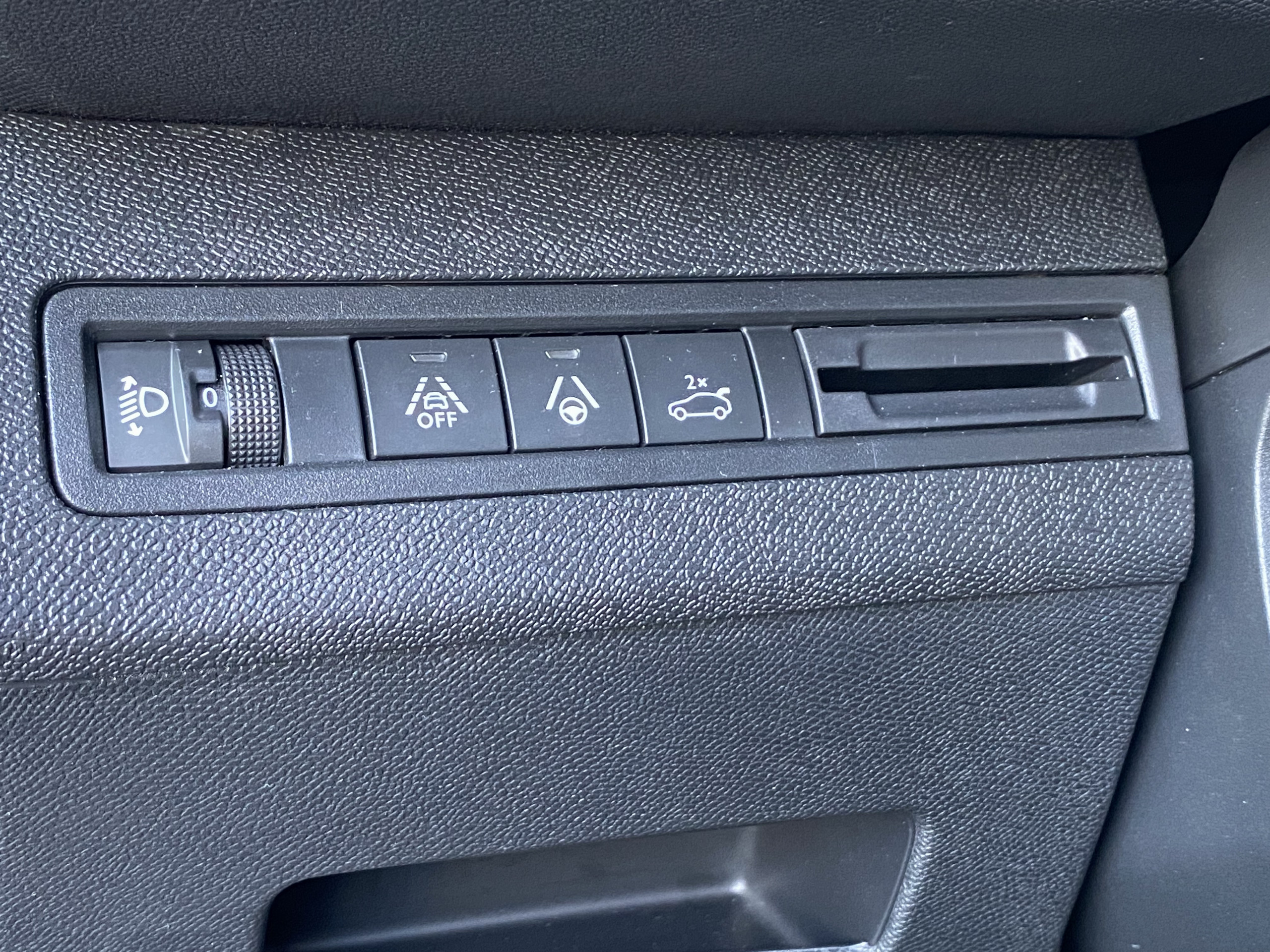 Peugeot 5008  II Hybrid 136 e-DCS6 Allure Pack groupe Vergnon