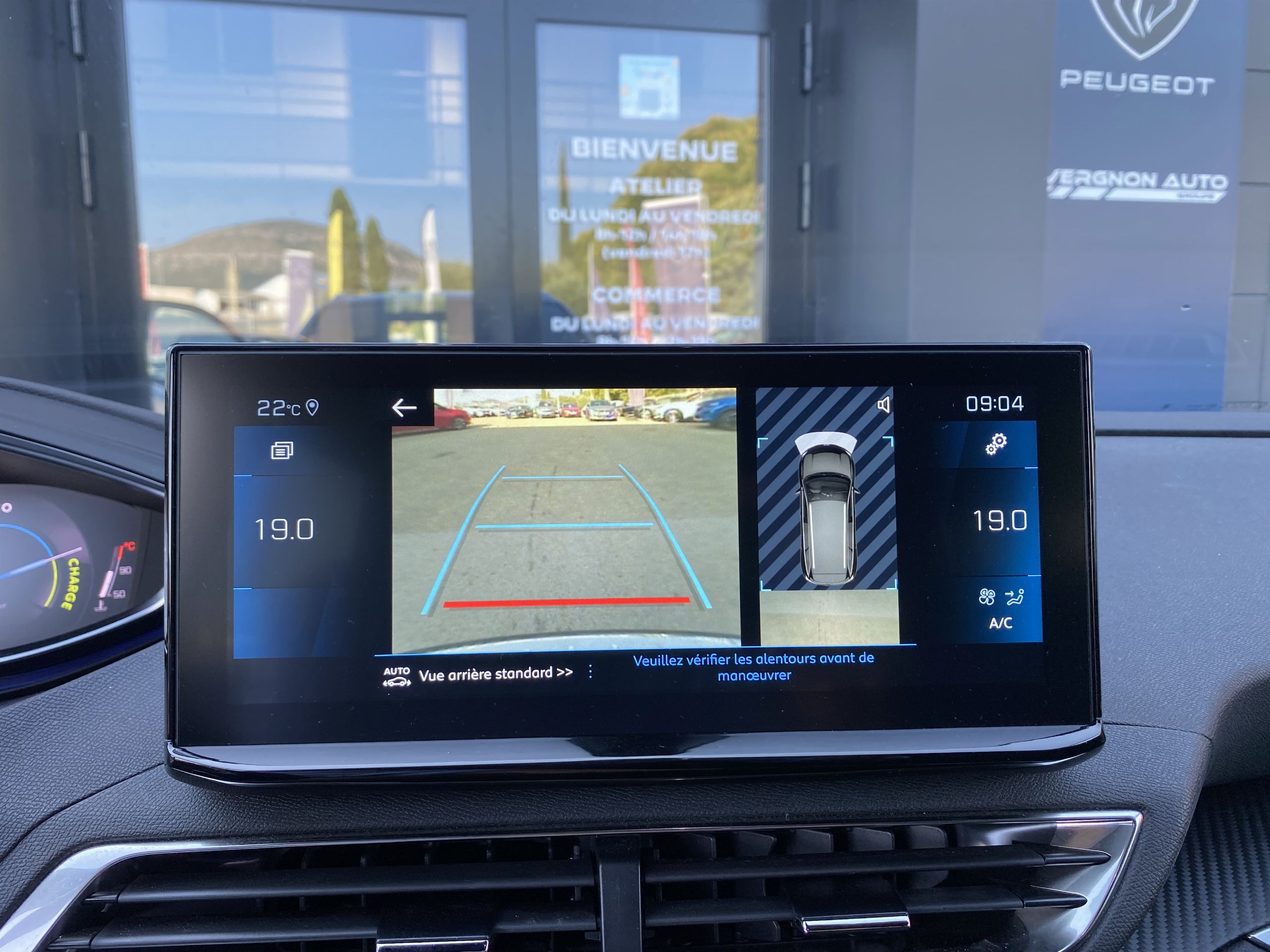 Peugeot 5008  II Hybrid 136 e-DCS6 Allure Pack groupe Vergnon