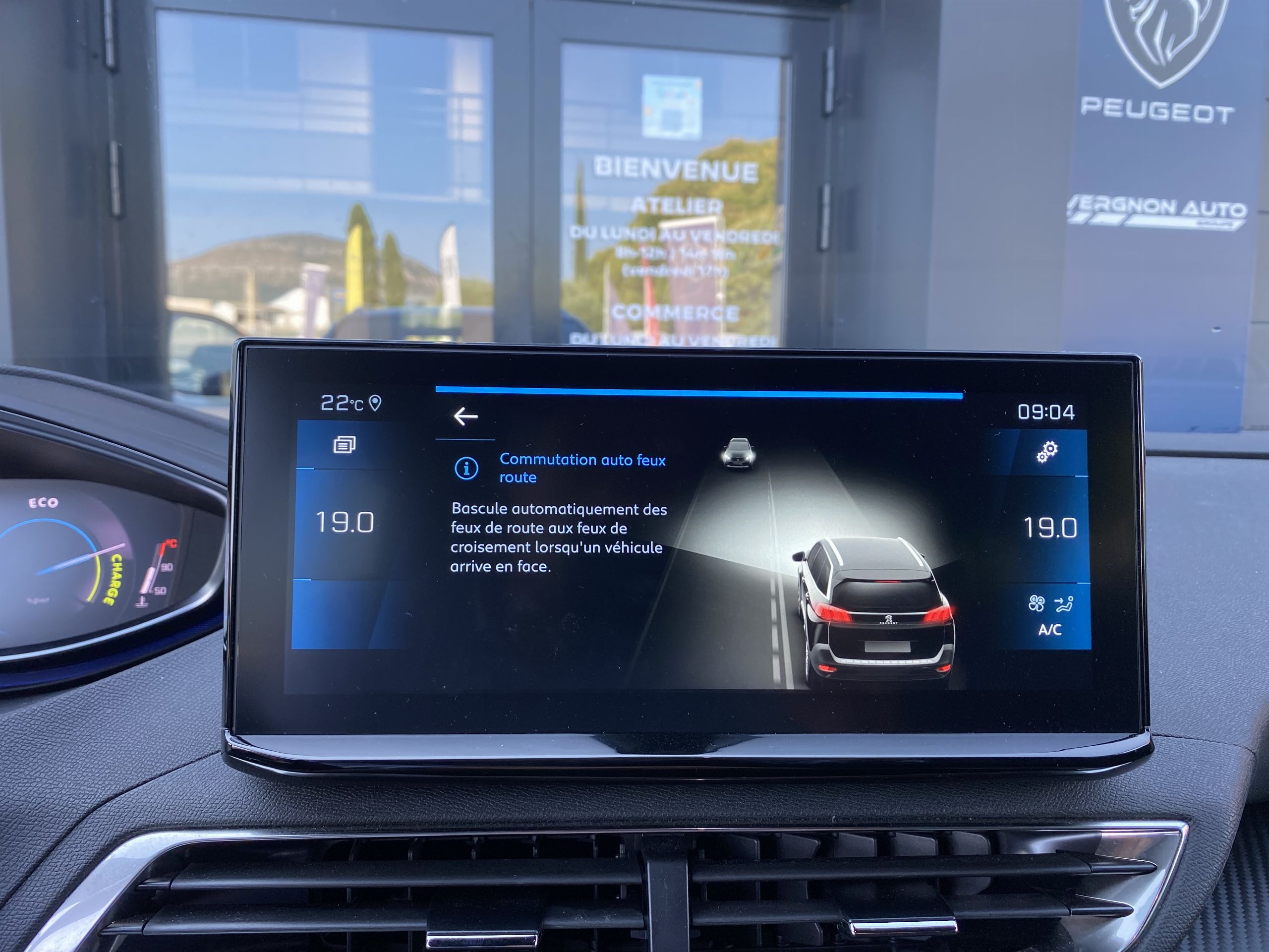 Peugeot 5008  II Hybrid 136 e-DCS6 Allure Pack groupe Vergnon