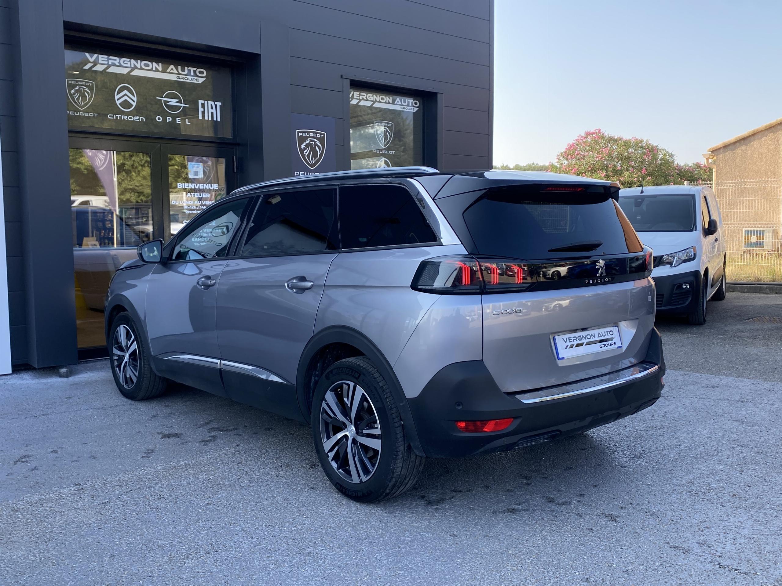 Peugeot 5008  II Hybrid 136 e-DCS6 Allure Pack groupe Vergnon