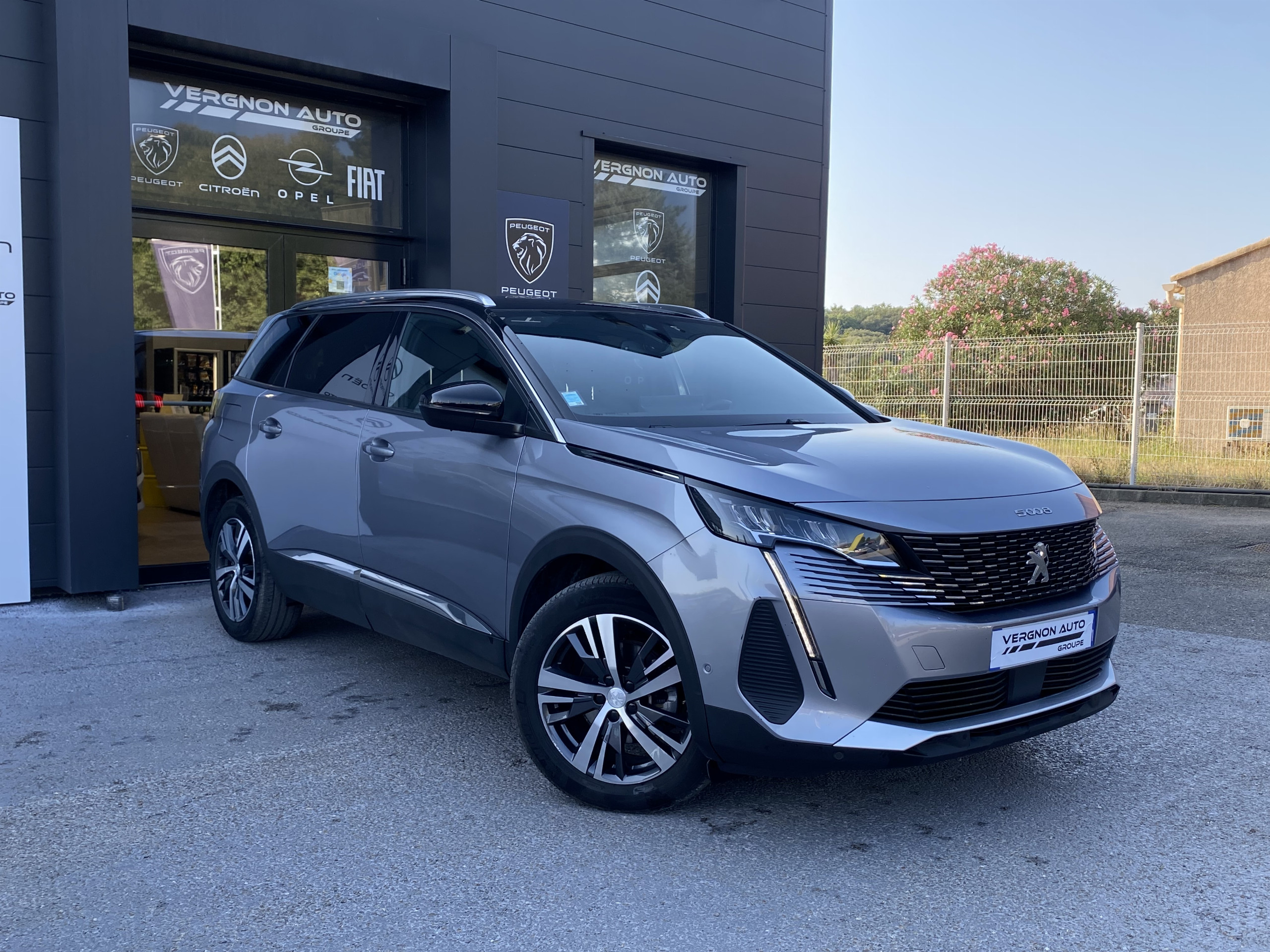 Peugeot 5008  II Hybrid 136 e-DCS6 Allure Pack groupe Vergnon