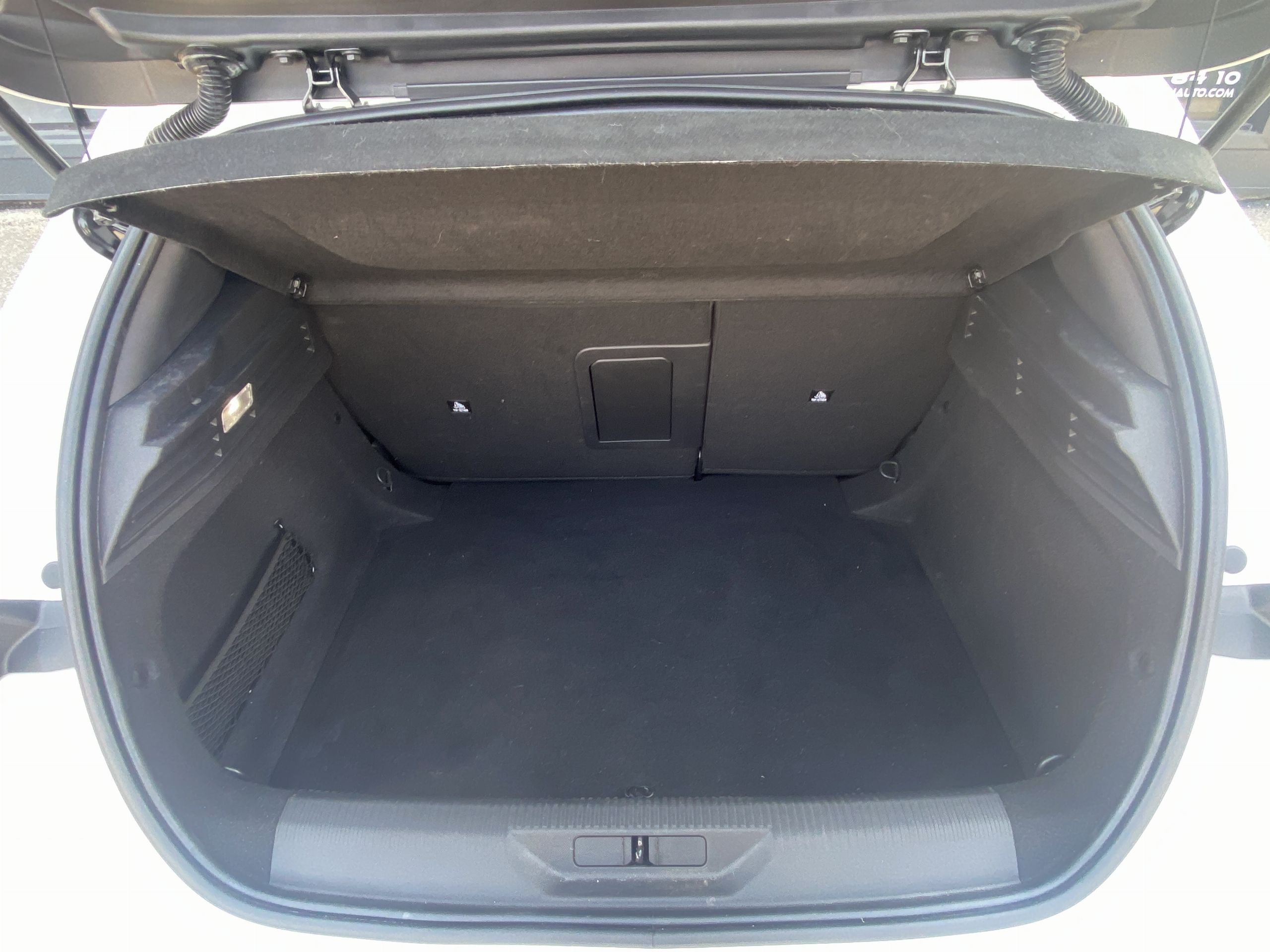 Peugeot 308  III PureTech 130 S&S EAT8 GT groupe Vergnon