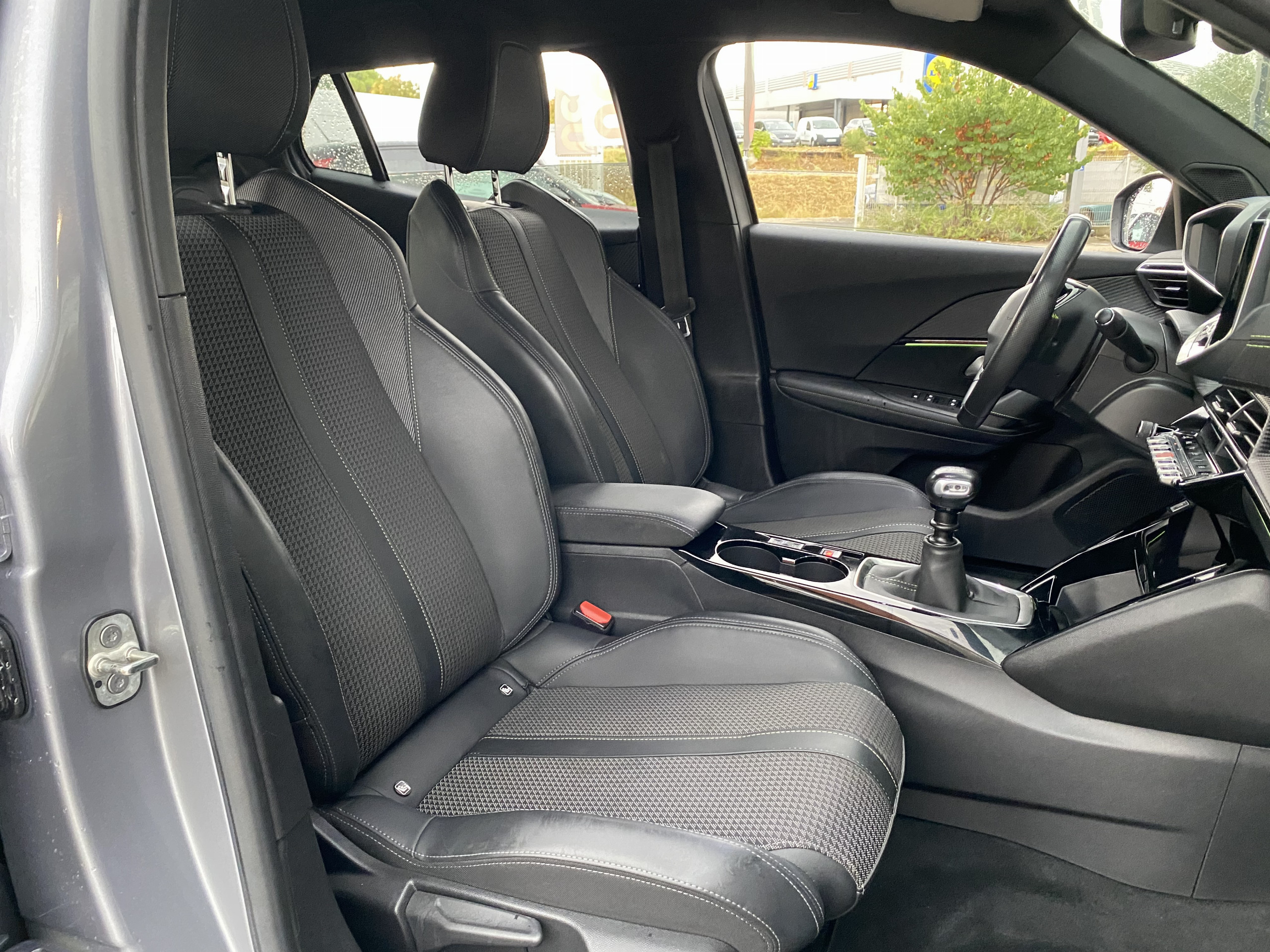 Peugeot 2008  II PureTech 130 S&S GT groupe Vergnon