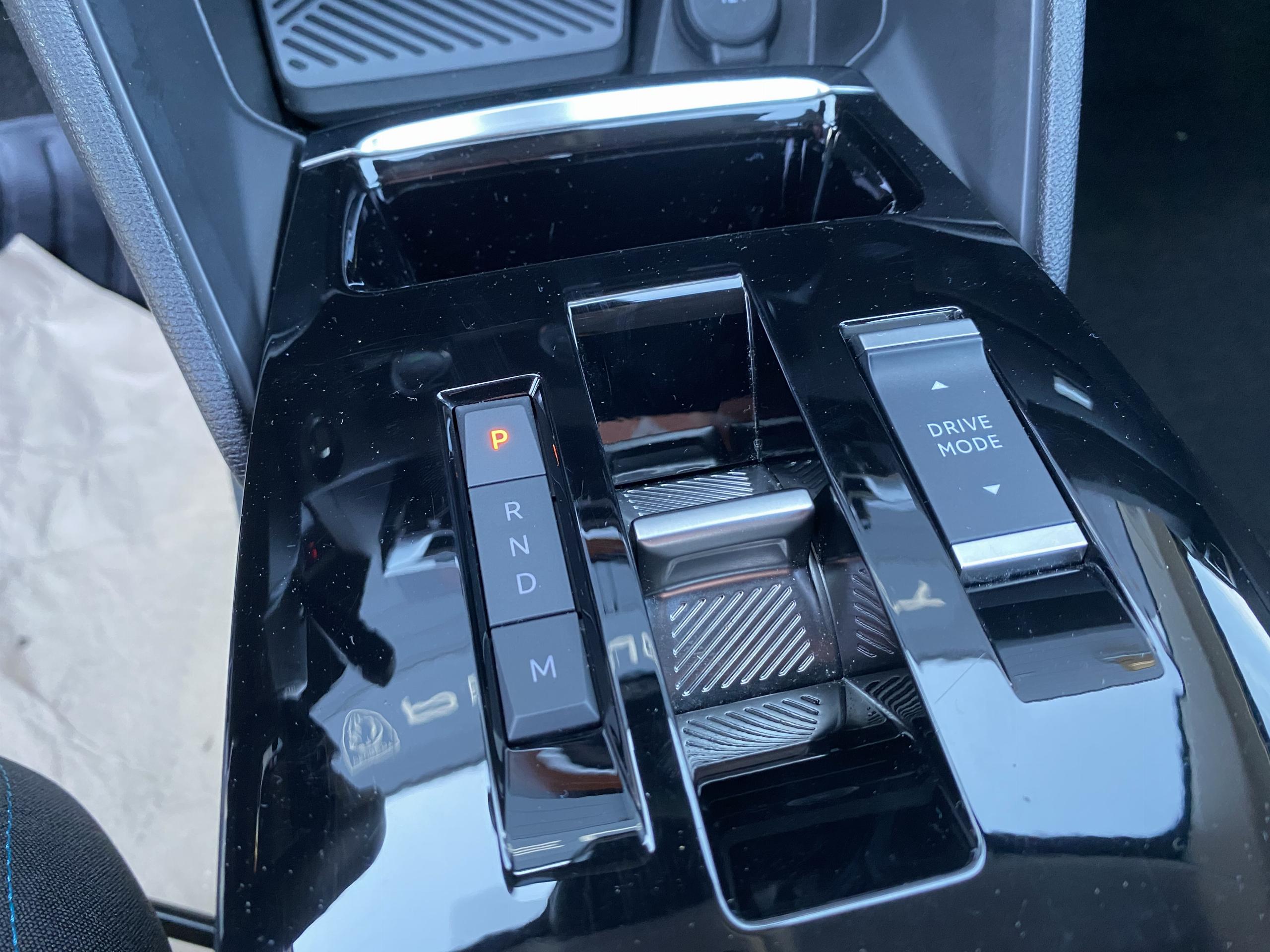 Citroën C4  III PureTech 130 EAT8 PLUS groupe Vergnon