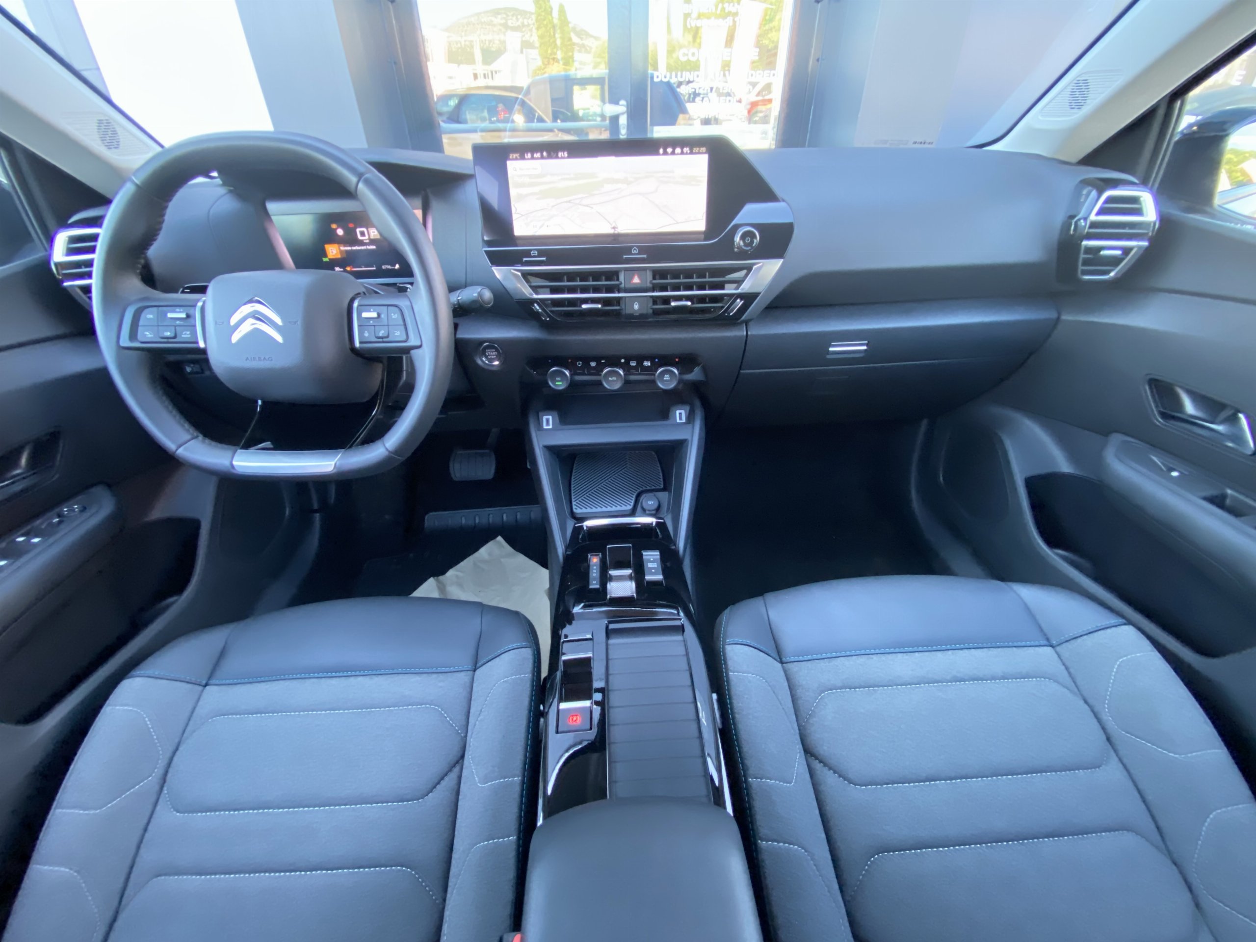 Citroën C4  III PureTech 130 EAT8 PLUS groupe Vergnon