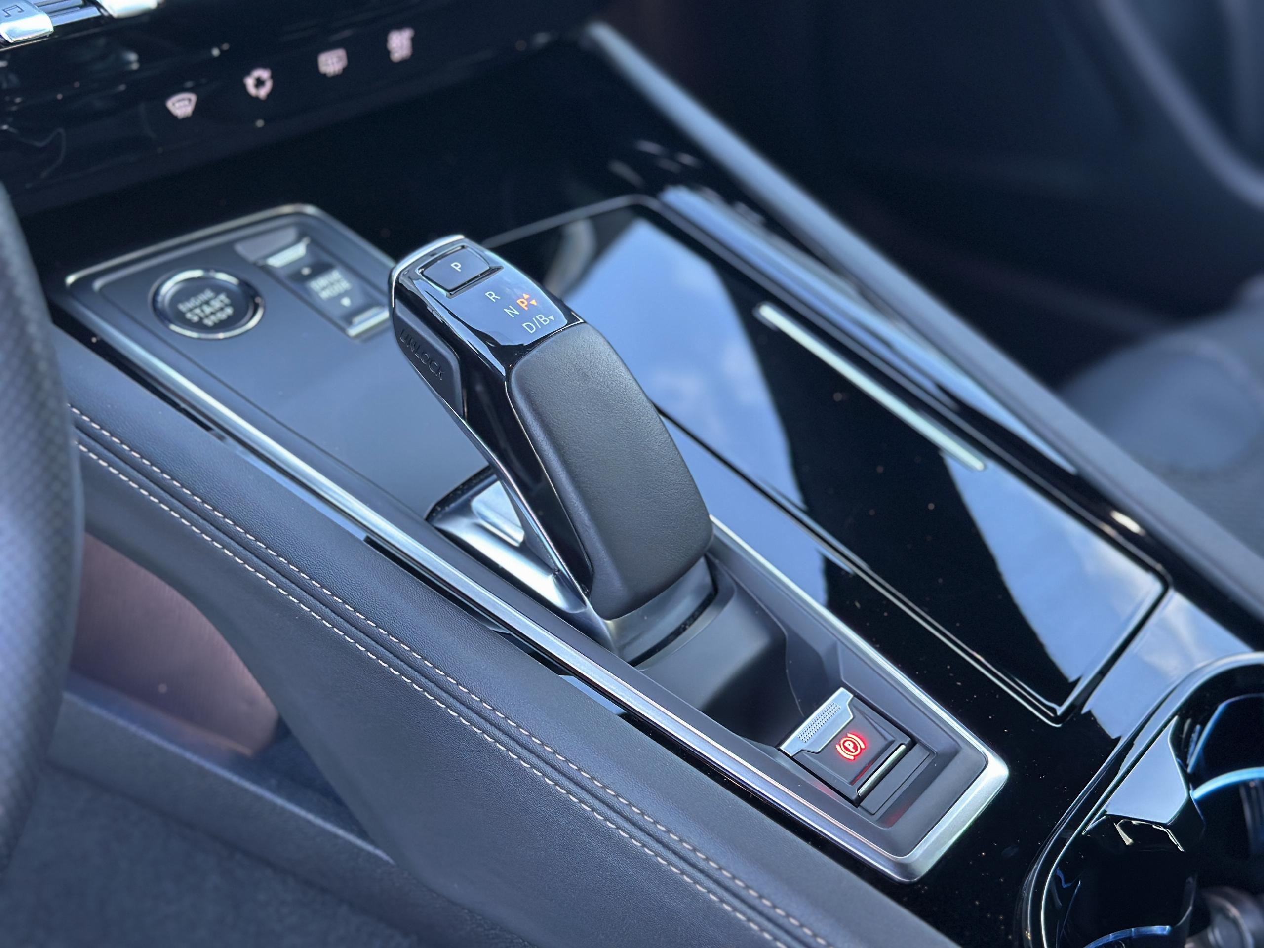 Peugeot 508  II HYBRID 225 E-EAT8 GT groupe Vergnon