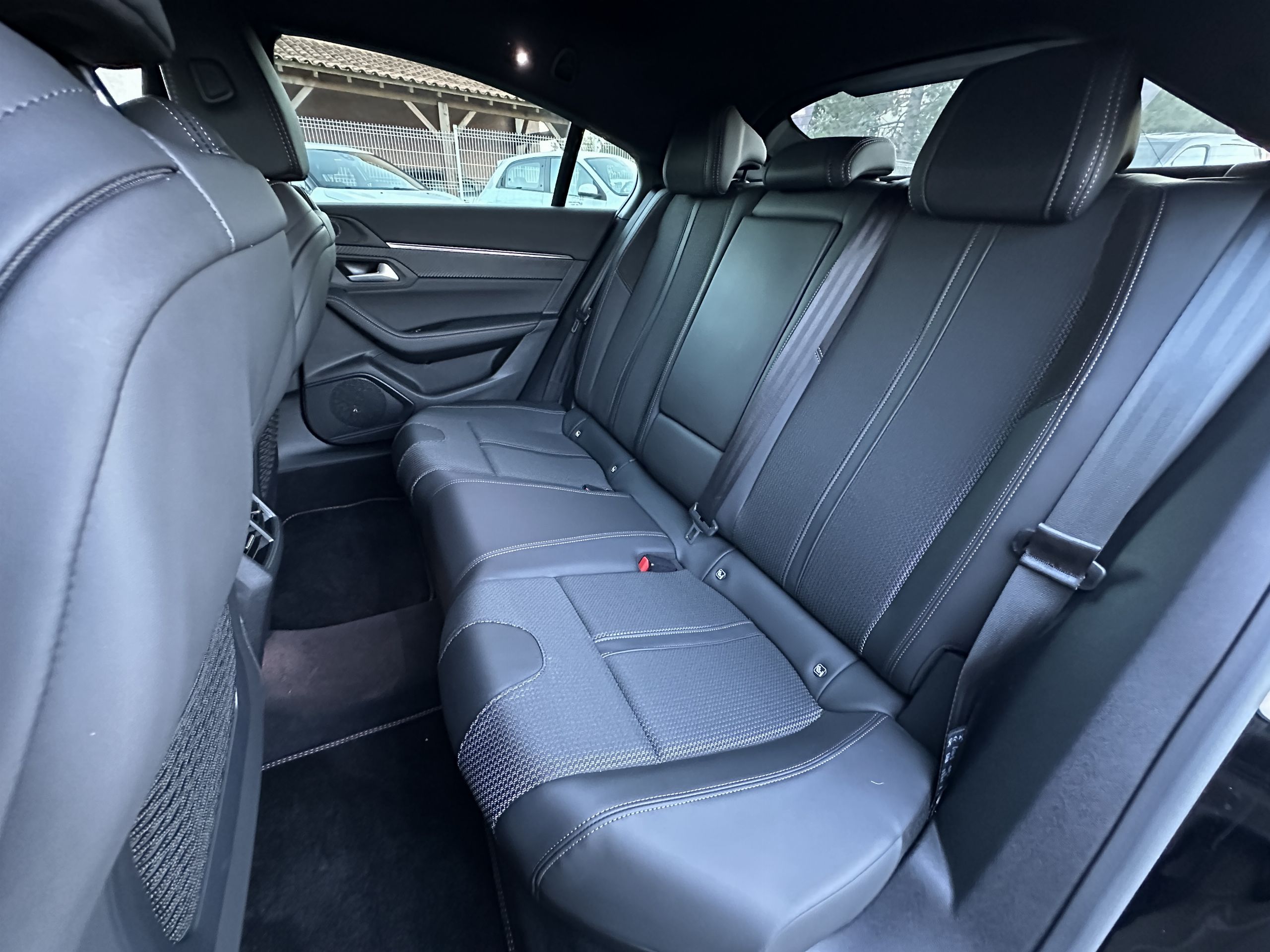 Peugeot 508  II HYBRID 225 E-EAT8 GT groupe Vergnon