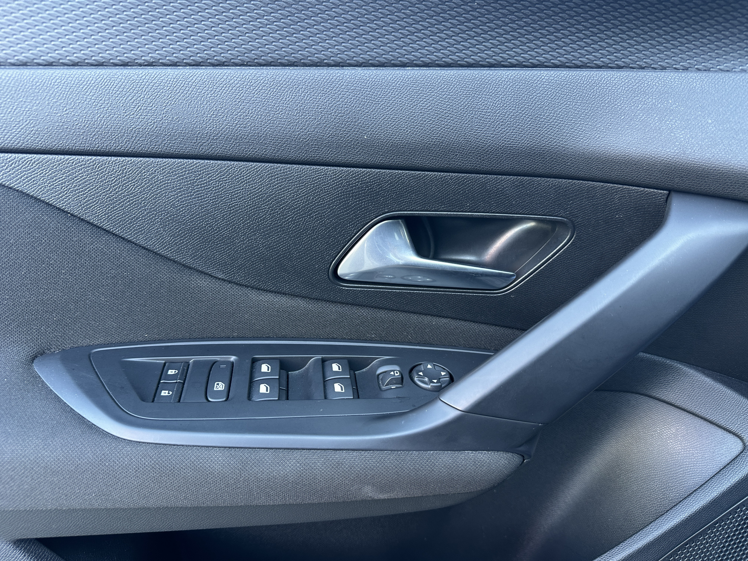 Peugeot 308 SW  III PureTech 130 S&S EAT8 ACTIVE PACK groupe Vergnon