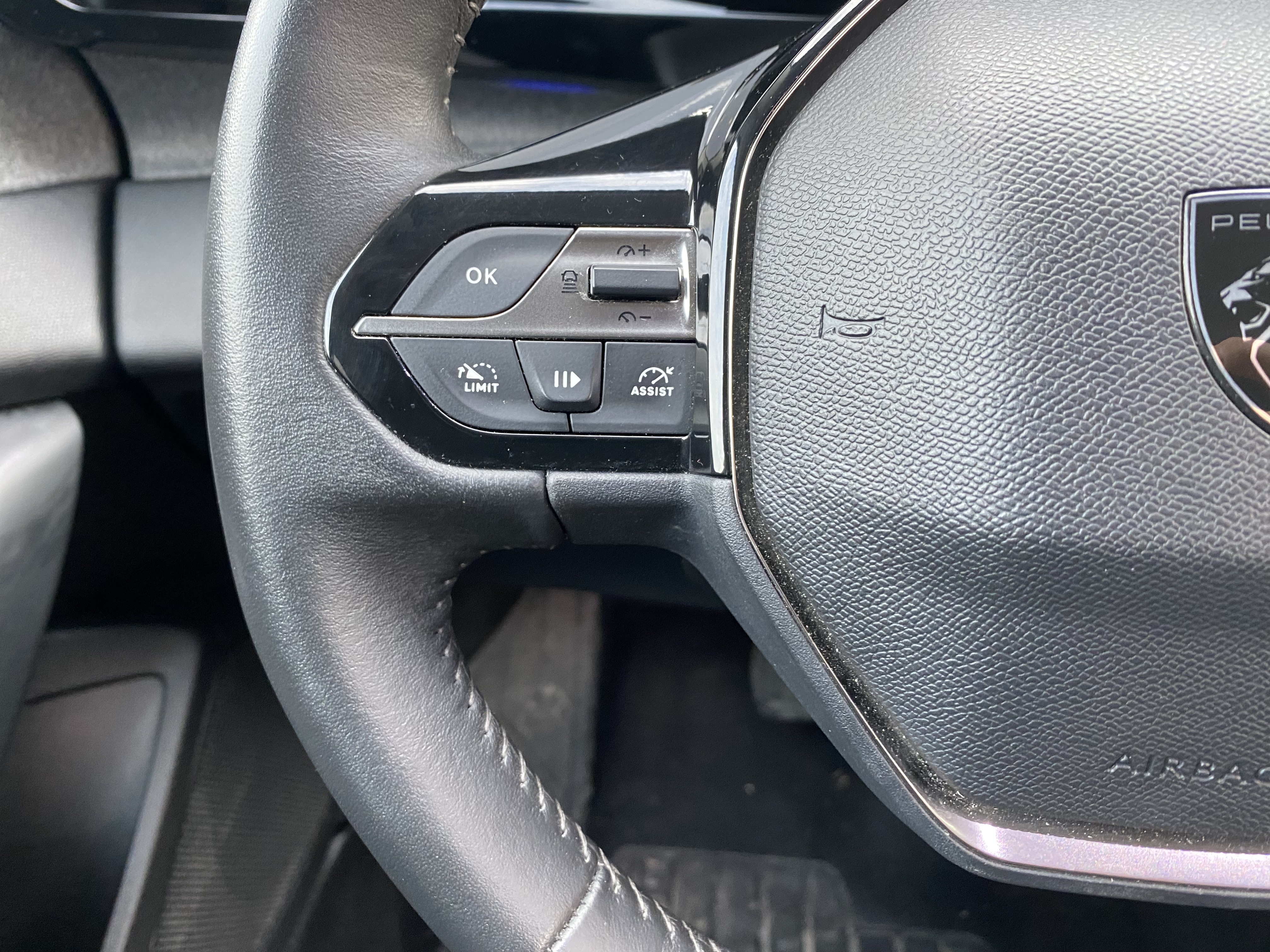 Peugeot 308 SW  III BlueHDi 130 EAT8 ALLURE PACK groupe Vergnon