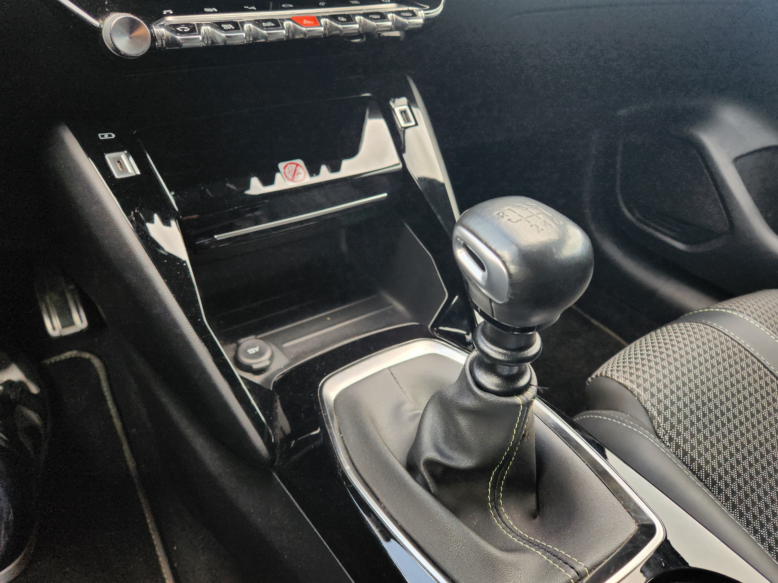 Peugeot 208  II BLUEHDI 100 S&S GT groupe Vergnon