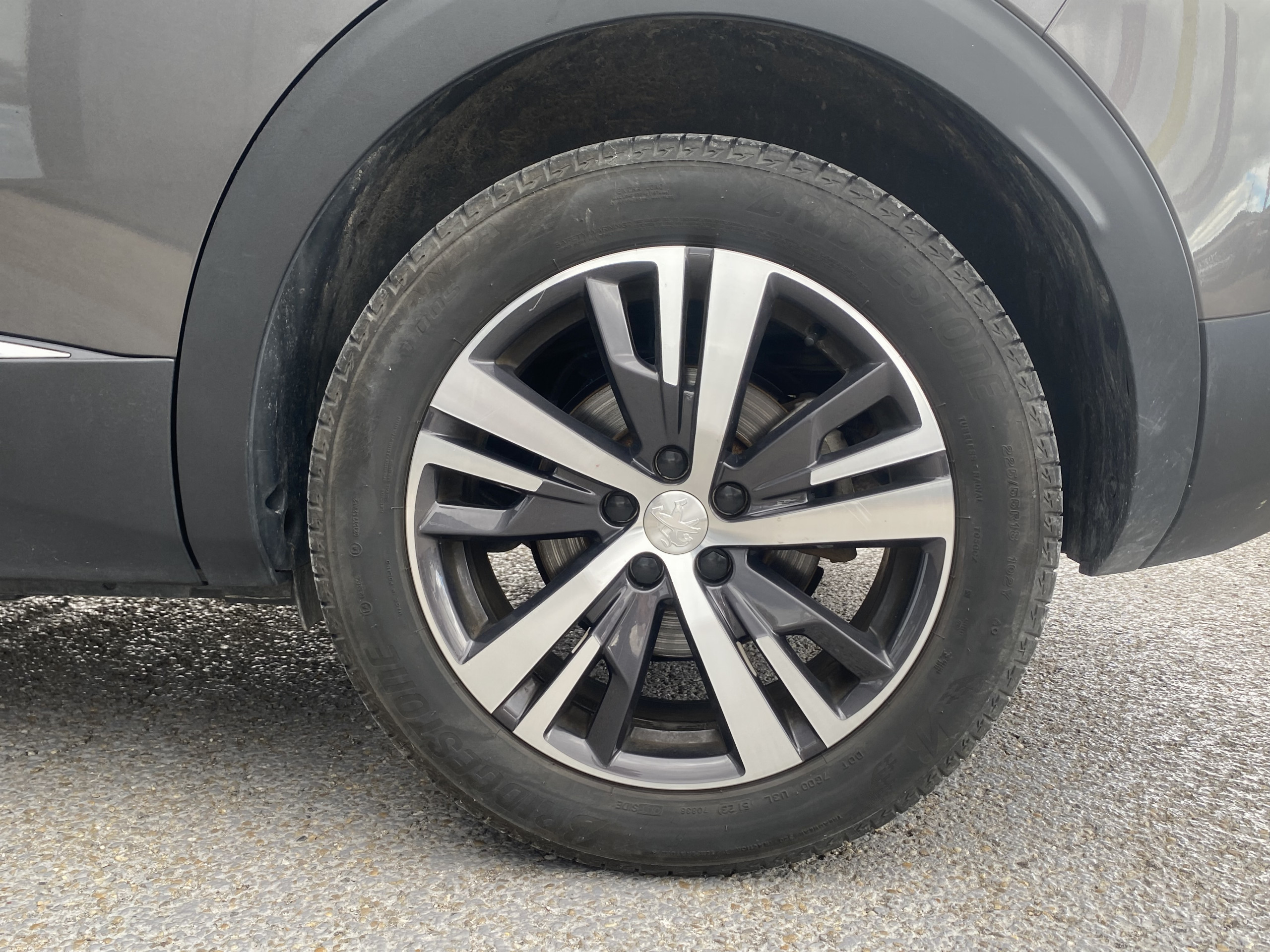 Peugeot 3008  II 1.6 HYBRID 225 E-EAT8 Allure Pack groupe Vergnon