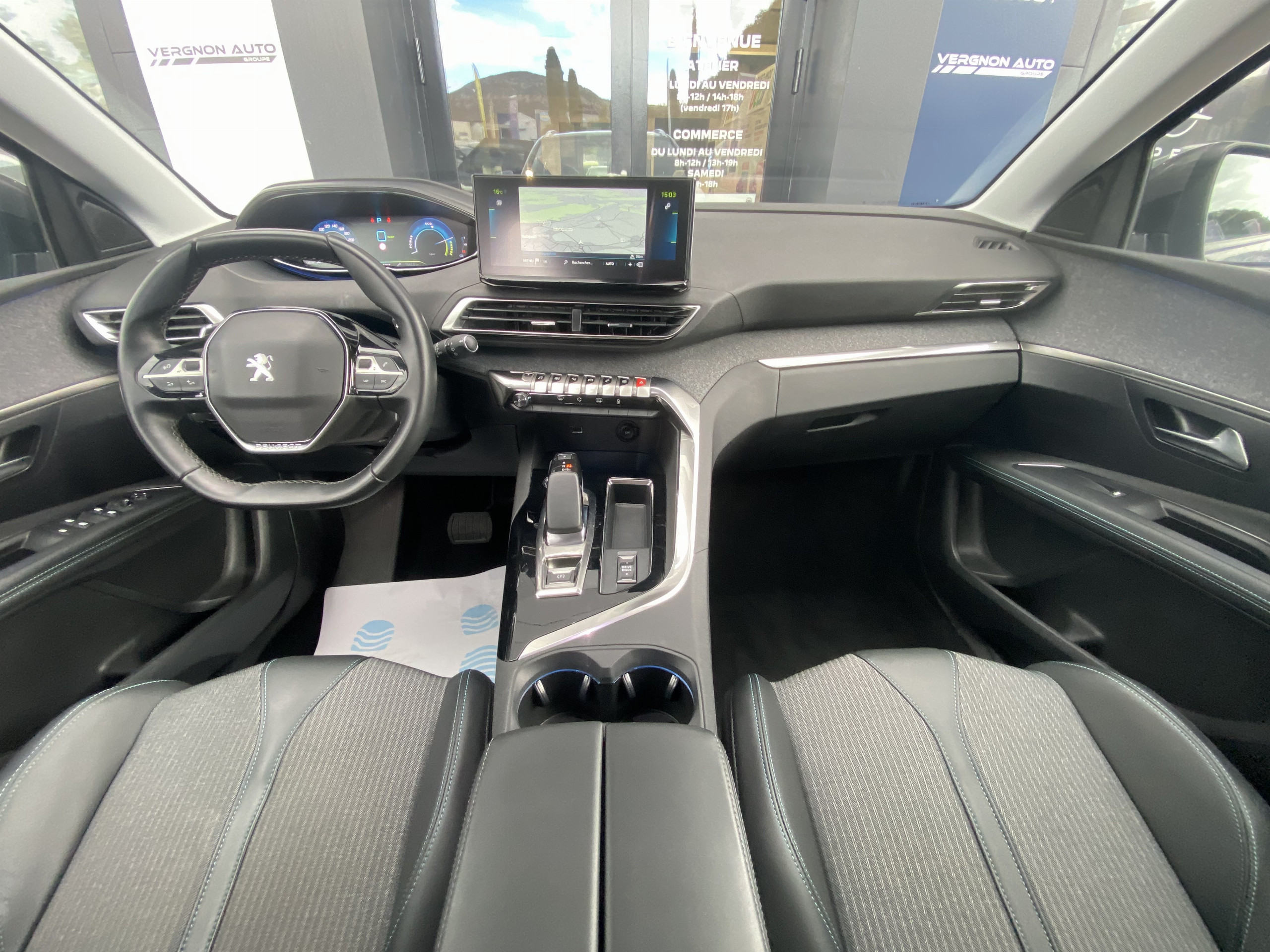 Peugeot 3008  II 1.6 HYBRID 225 E-EAT8 Allure Pack groupe Vergnon