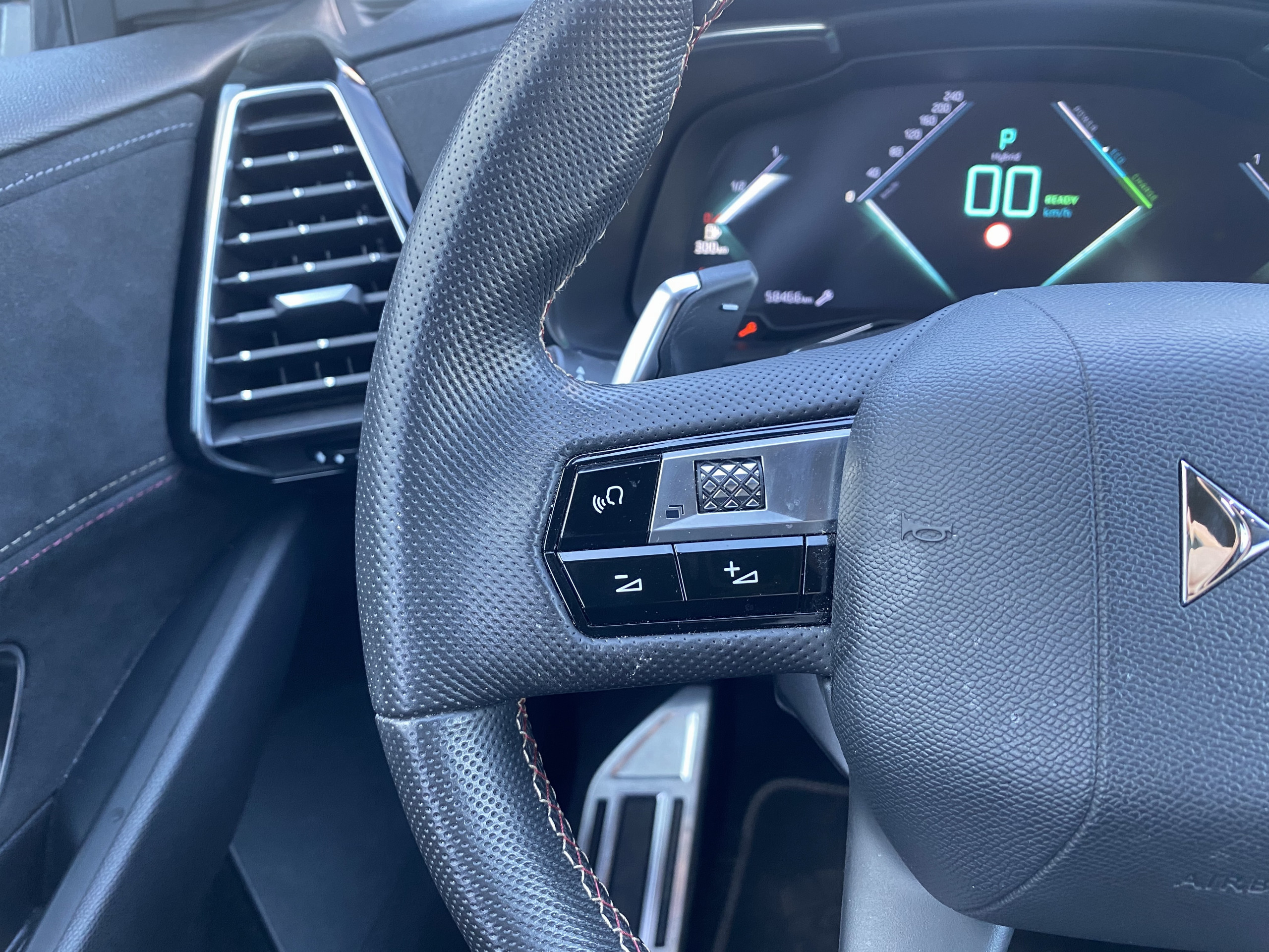 Ds DS 7 Crossback E-TENSE 4x4 300 PERFORMANCE LINE (AM22)  5 portes  (avril 2021) (co2 34)  groupe Vergnon