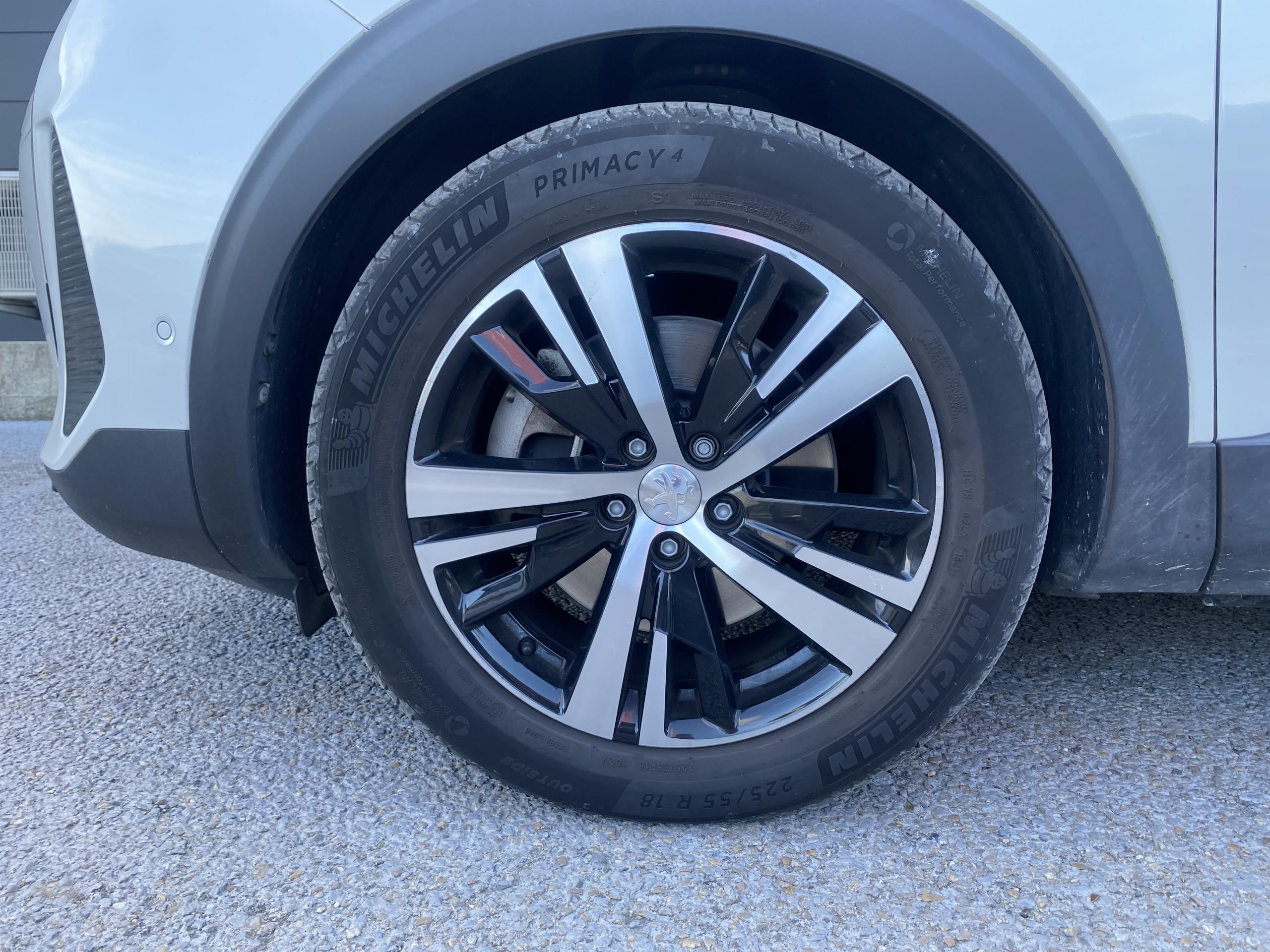 Peugeot 3008  II 1.6 HYBRID4 300 E-EAT8 GT groupe Vergnon