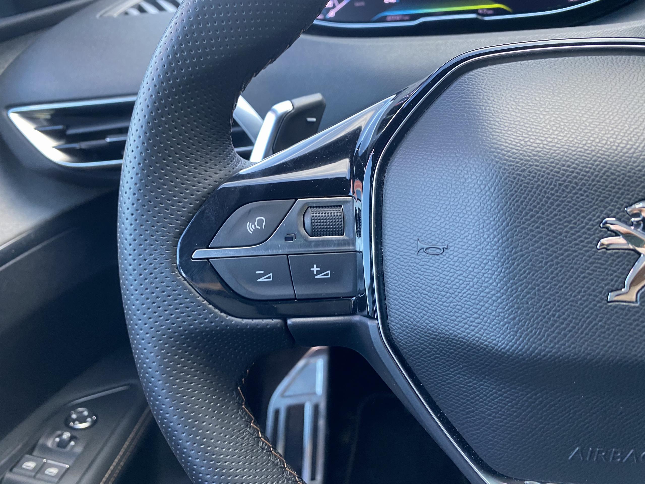 Peugeot 3008  II 1.6 HYBRID4 300 E-EAT8 GT groupe Vergnon