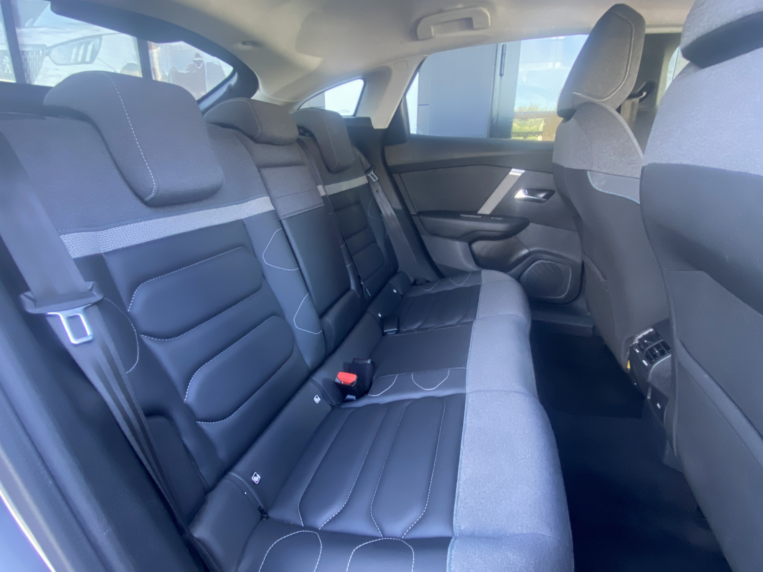 Citroën C4  III BlueHDi 130 S&S EAT8 Shine groupe Vergnon