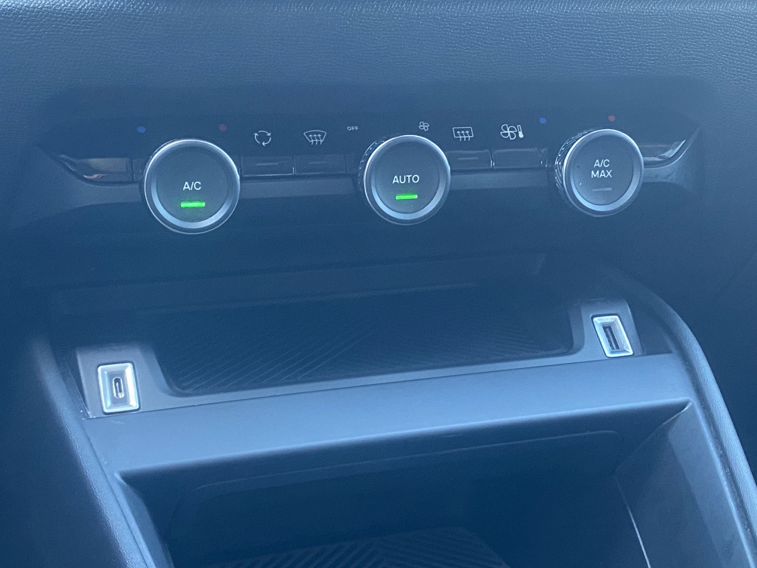 Citroën C4  III BlueHDi 130 S&S EAT8 Shine groupe Vergnon