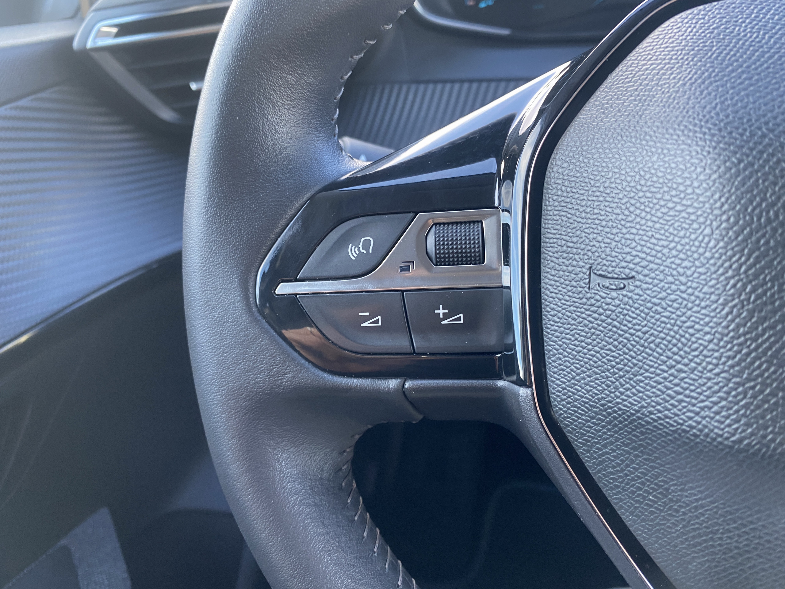 Peugeot e-208  II Electrique Style groupe Vergnon