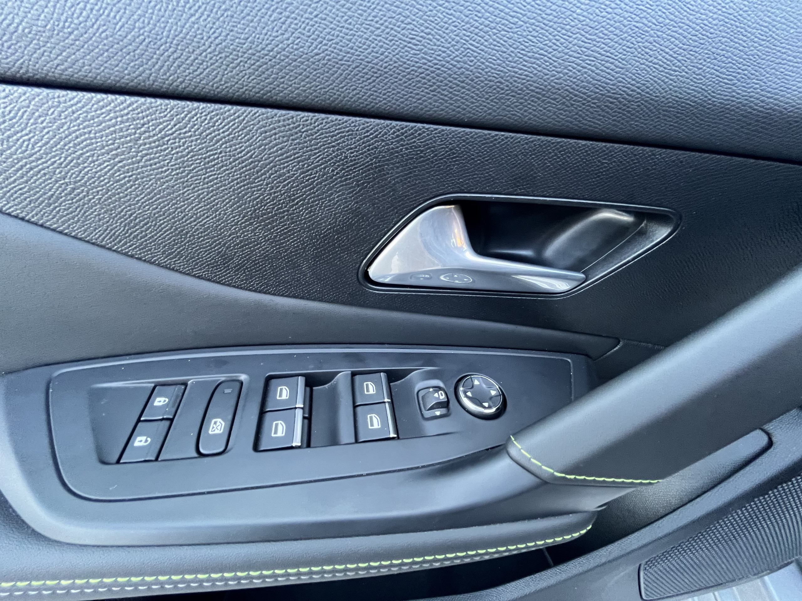 Peugeot 308  III PureTech 130 S&S EAT8 GT groupe Vergnon