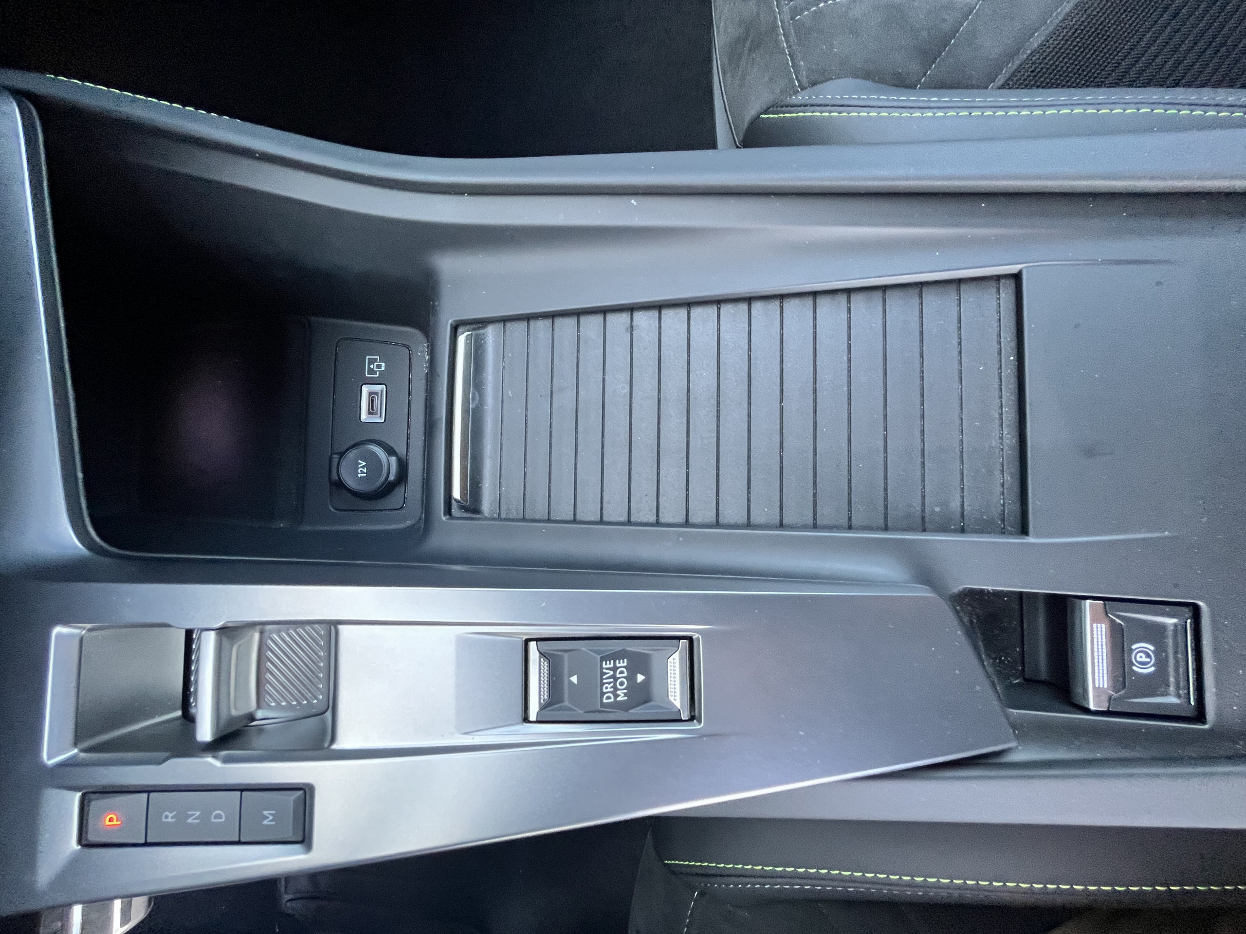 Peugeot 308  III PureTech 130 S&S EAT8 GT groupe Vergnon