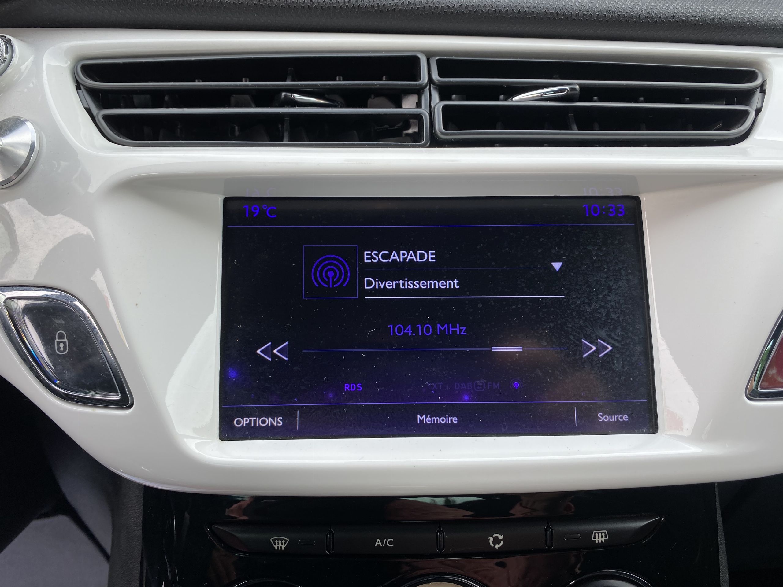 Ds DS 3 BlueHDi 100 Drive Eff Manuel So Chic groupe Vergnon