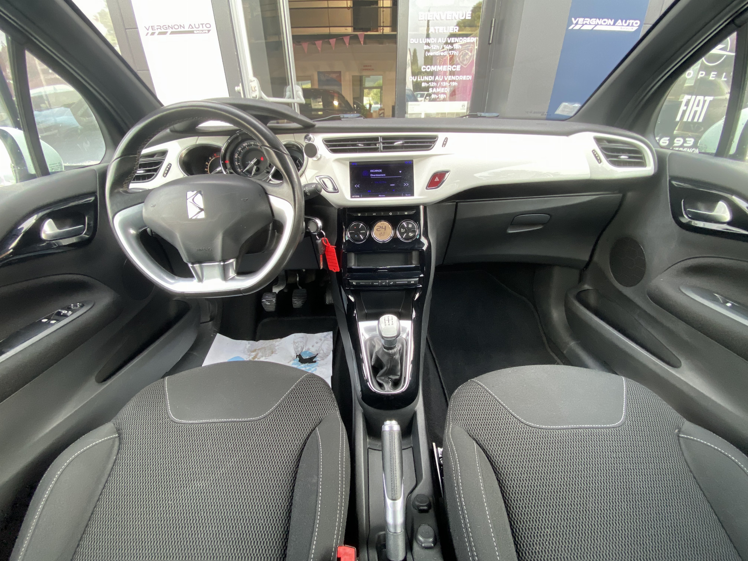 Ds DS 3 BlueHDi 100 Drive Eff Manuel So Chic groupe Vergnon