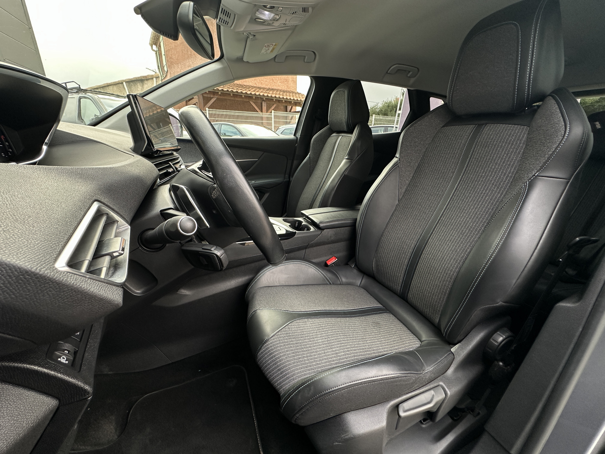 Peugeot 3008  II BlueHDi 130 S&S EAT8 Allure Pack groupe Vergnon