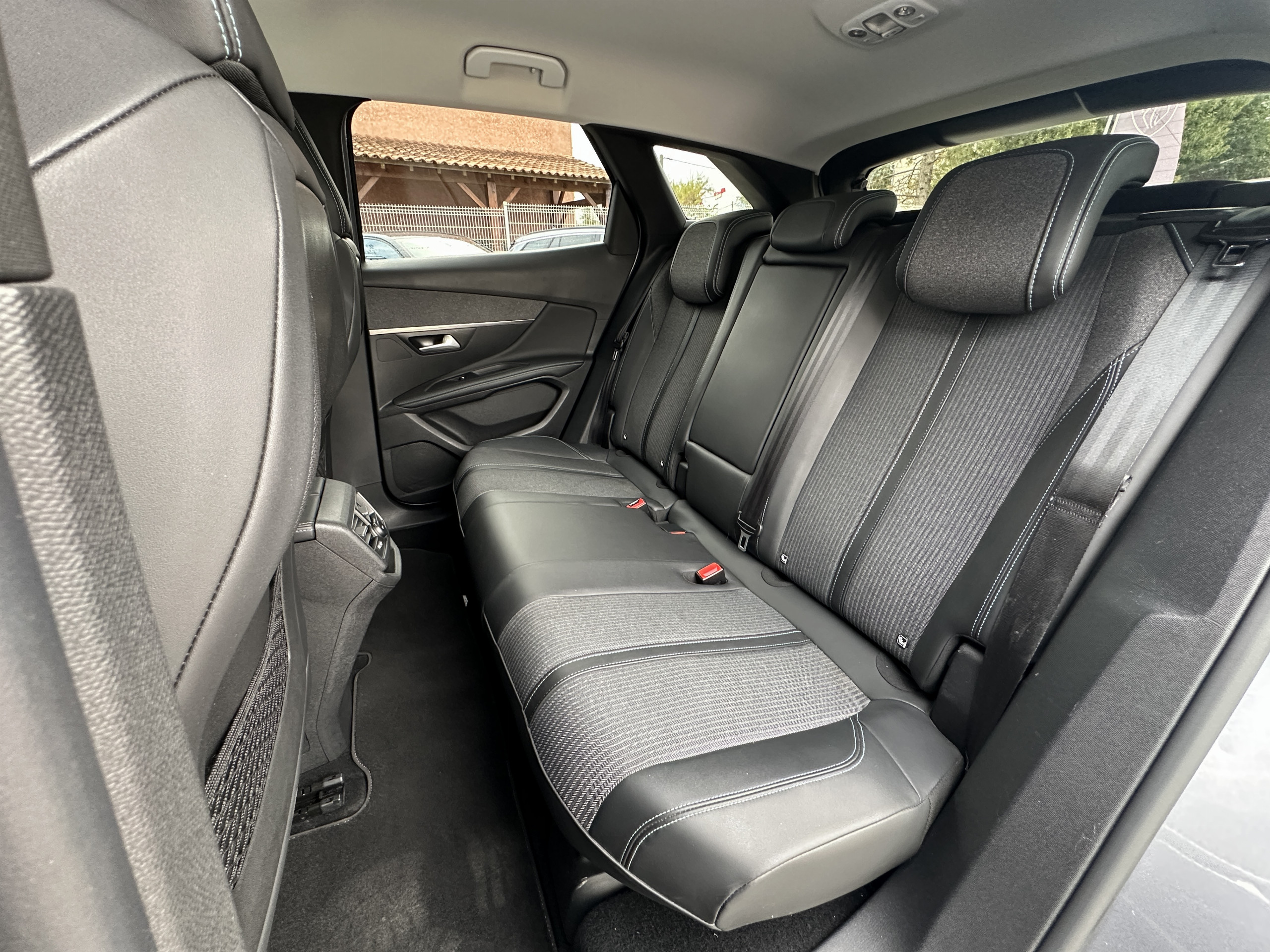 Peugeot 3008  II BlueHDi 130 S&S EAT8 Allure Pack groupe Vergnon