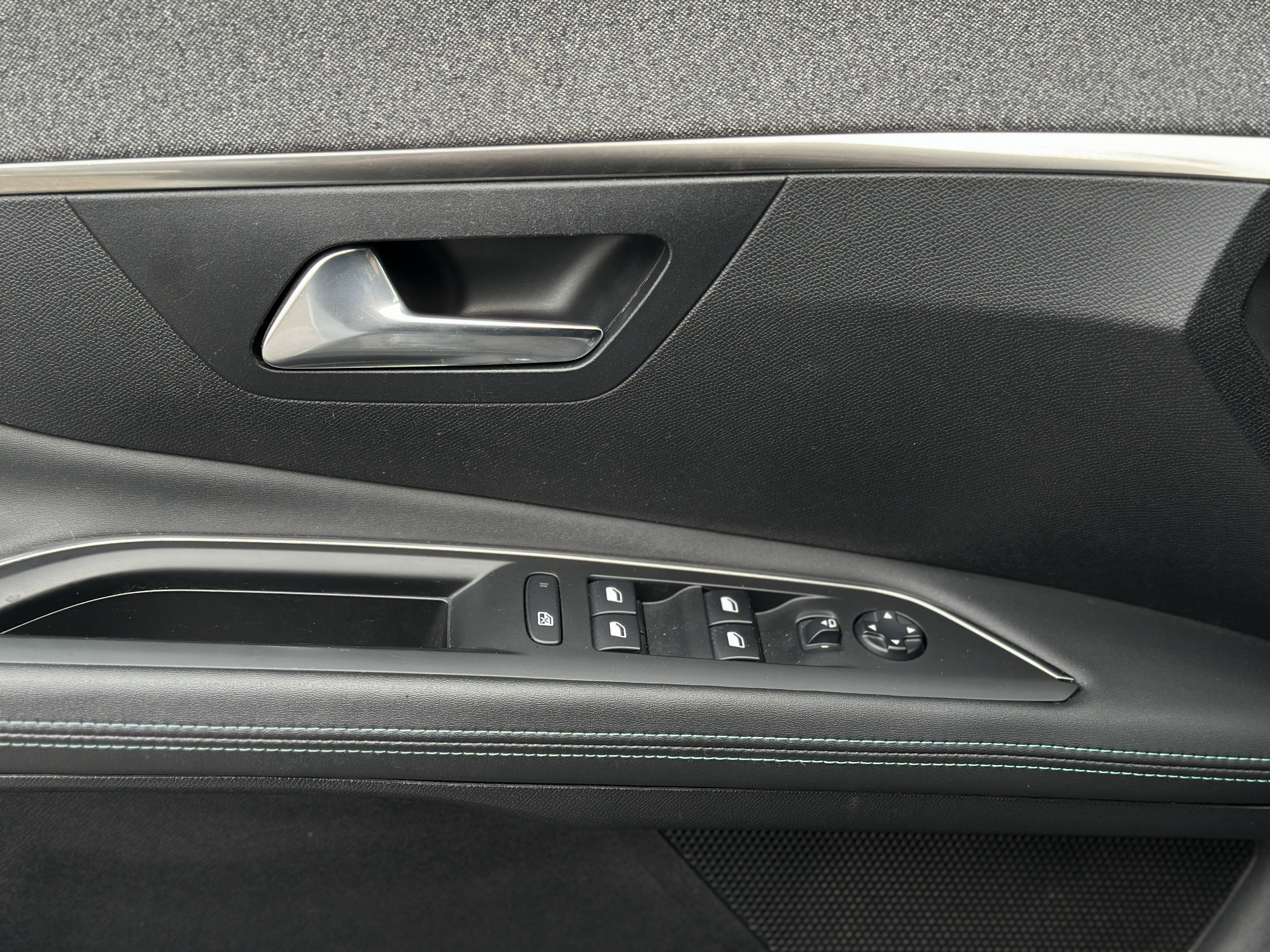 Peugeot 3008  II BlueHDi 130 S&S EAT8 Allure Pack groupe Vergnon