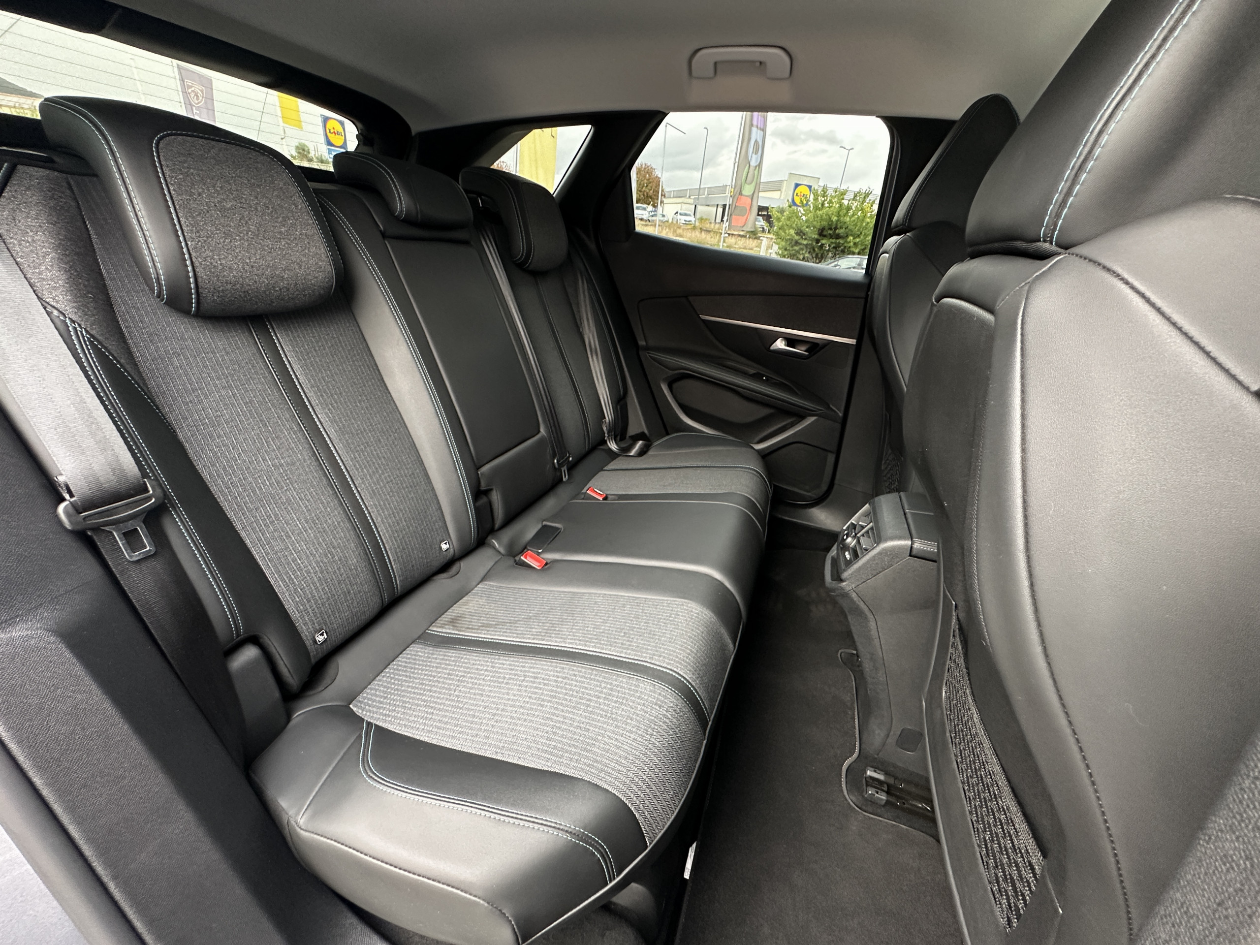 Peugeot 3008  II BlueHDi 130 S&S EAT8 Allure Pack groupe Vergnon