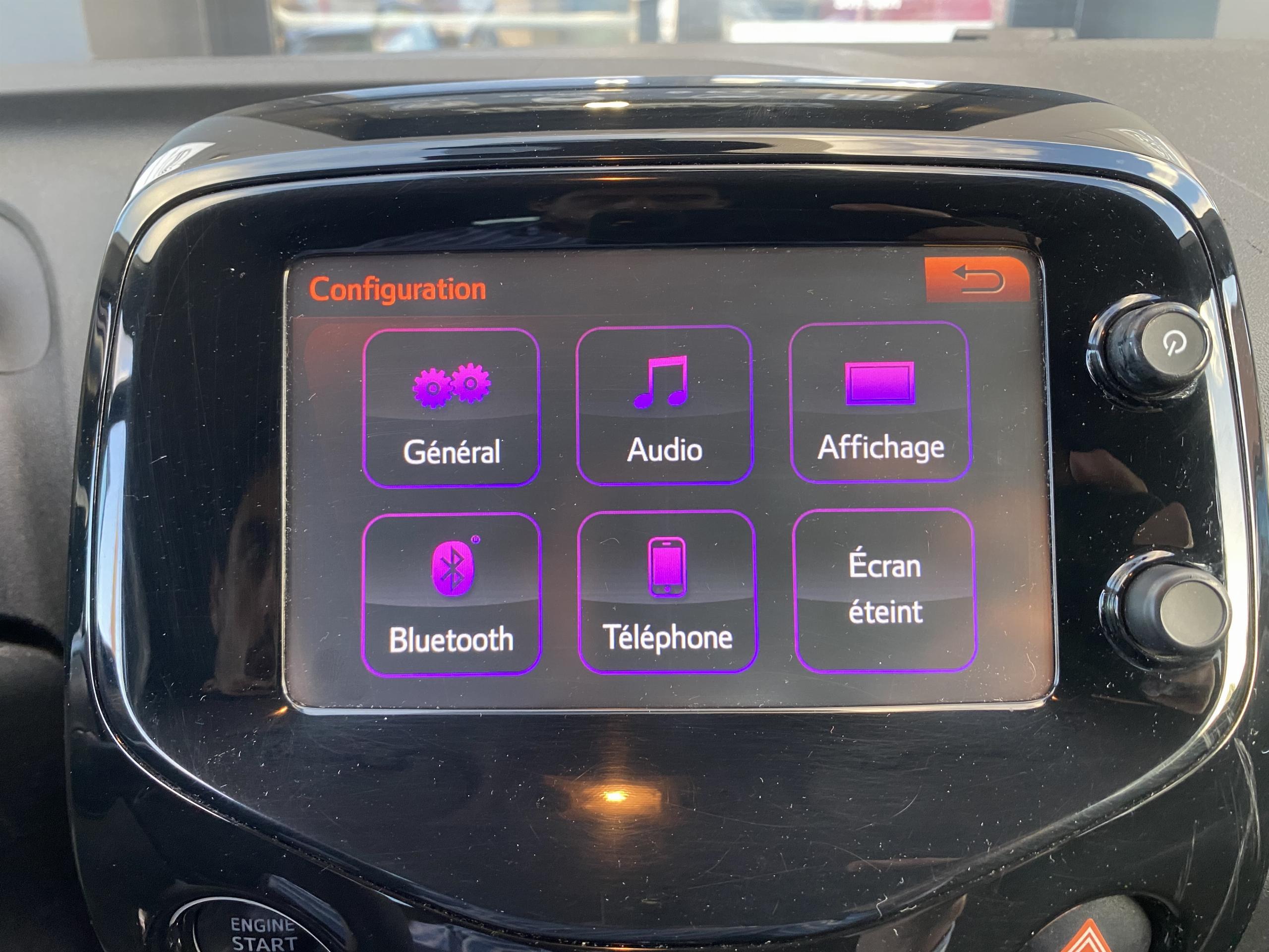 Peugeot 108 1.2 PureTech 82 Allure Top! groupe Vergnon