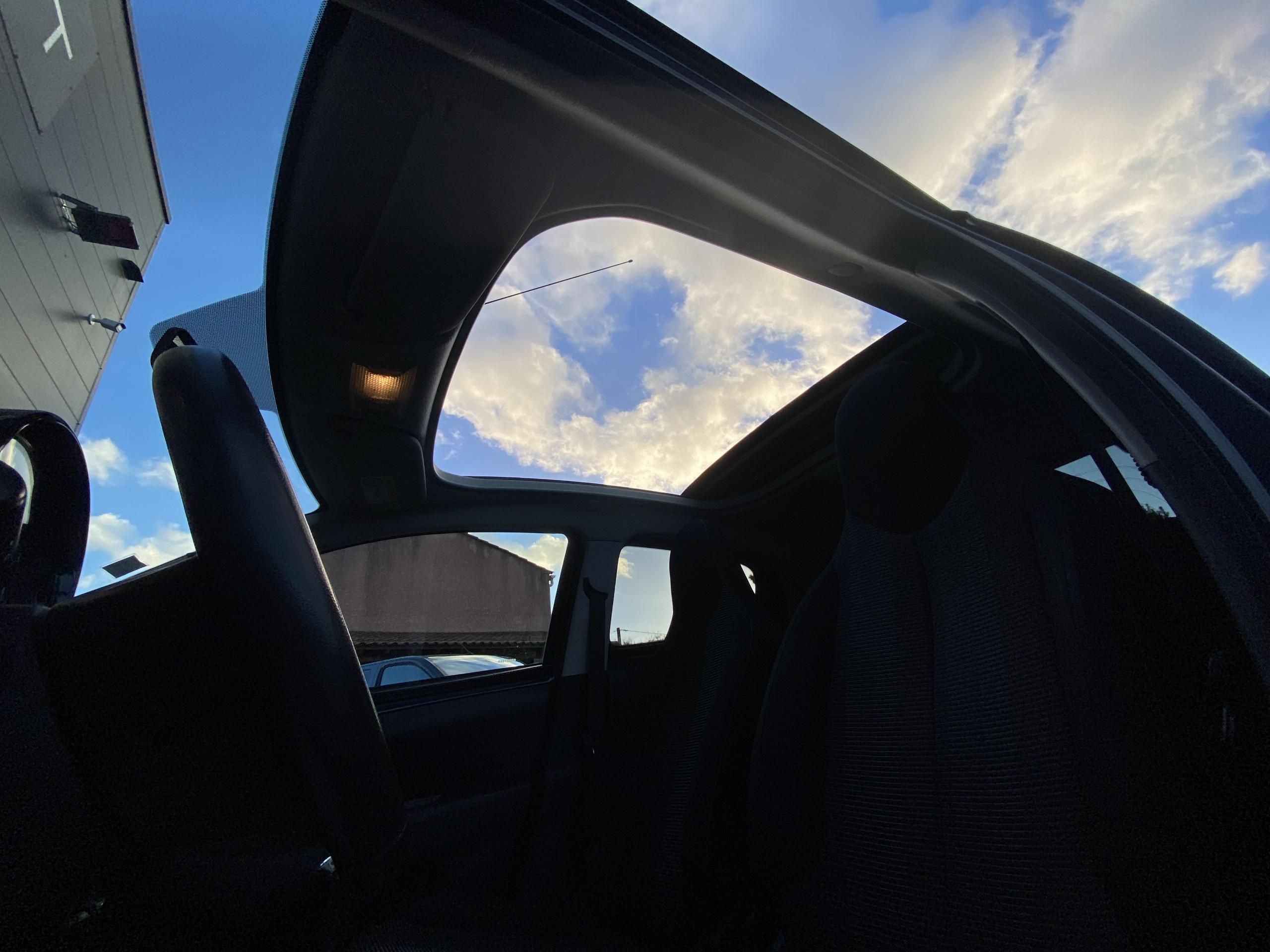 Peugeot 108 1.2 PureTech 82 Allure Top! groupe Vergnon