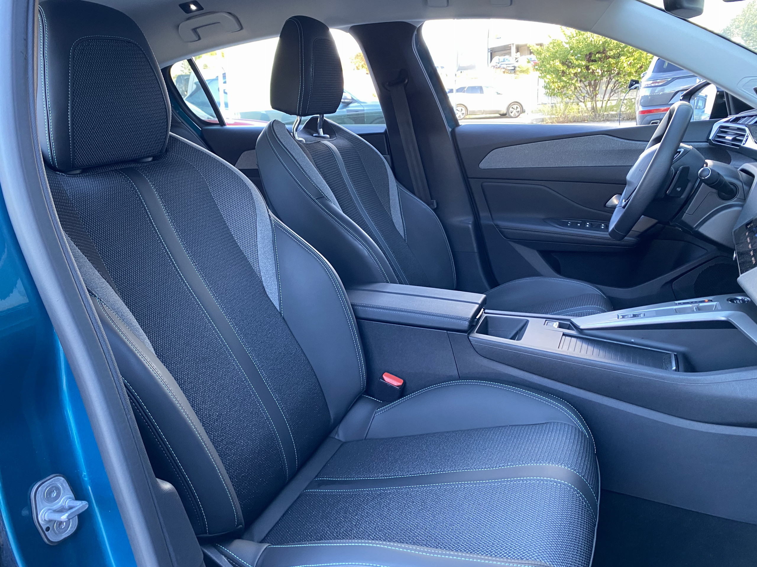 Peugeot 308  III BlueHDi 130 AUTO8 ALLURE groupe Vergnon