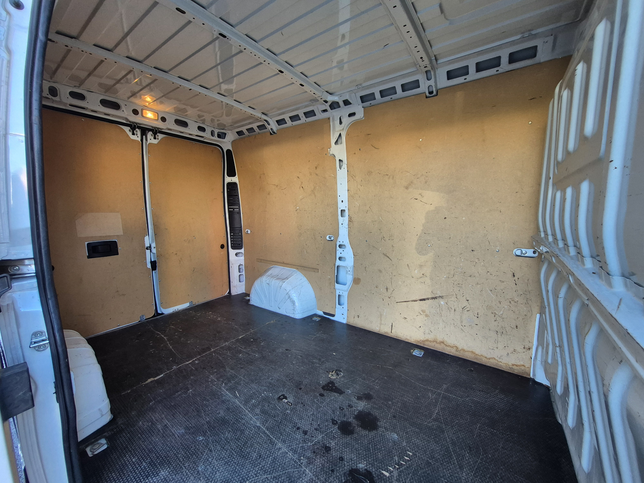 Peugeot Boxer  II BlueHDi 140 S&S ASPHALT 333 L2H2 groupe Vergnon