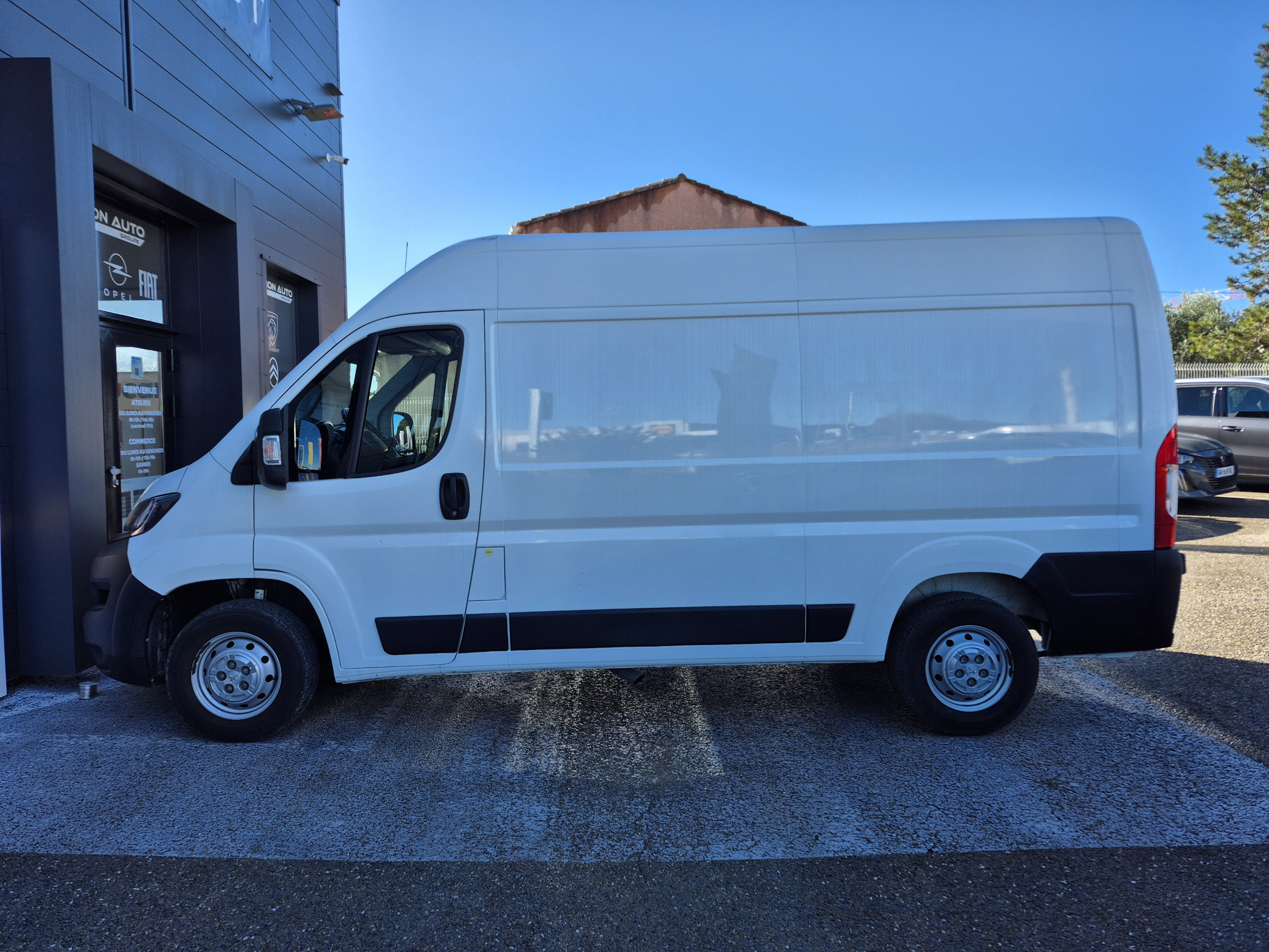 Peugeot Boxer  II BlueHDi 140 S&S ASPHALT 333 L2H2 groupe Vergnon