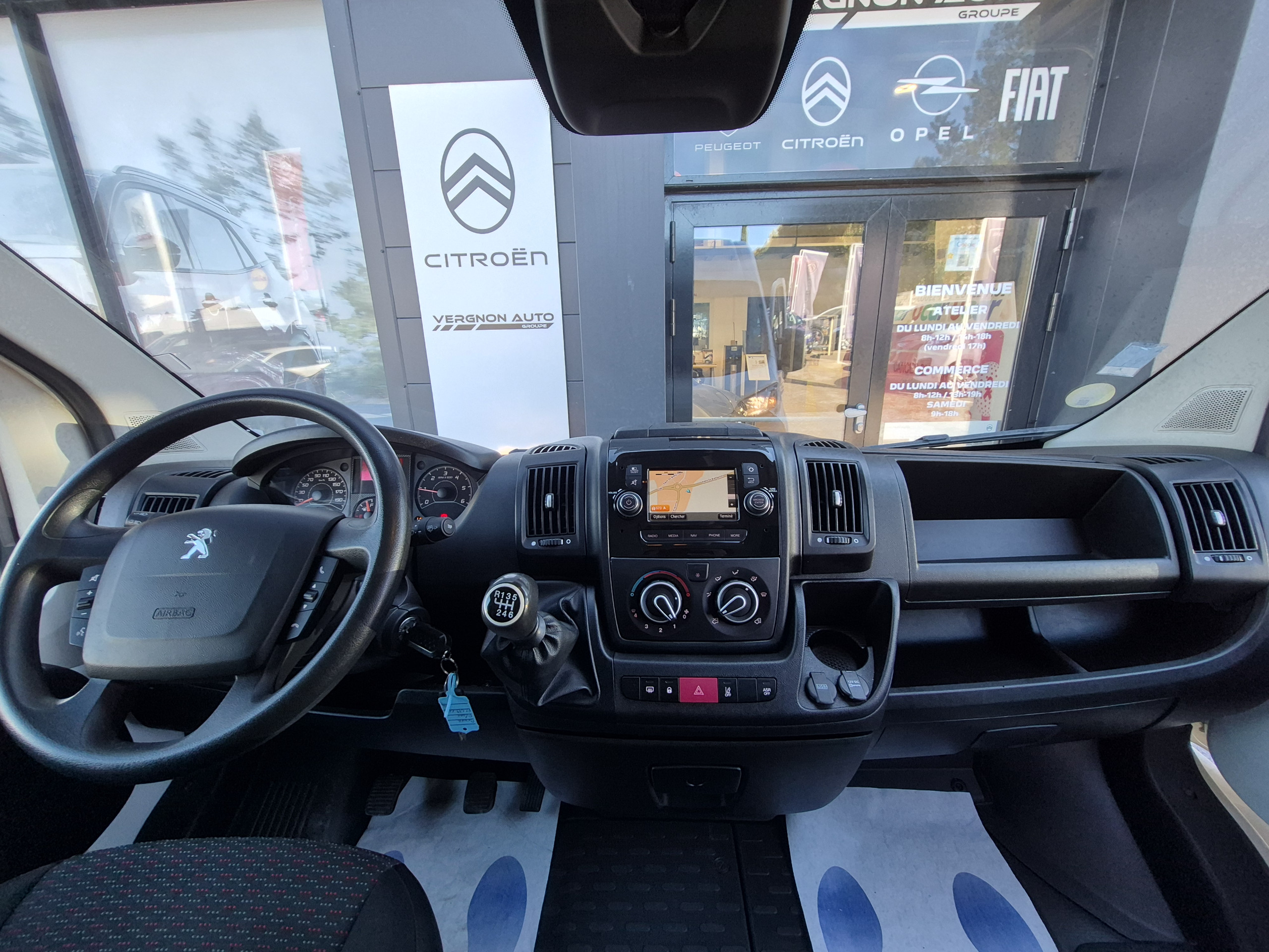 Peugeot Boxer  II BlueHDi 140 S&S ASPHALT 333 L2H2 groupe Vergnon