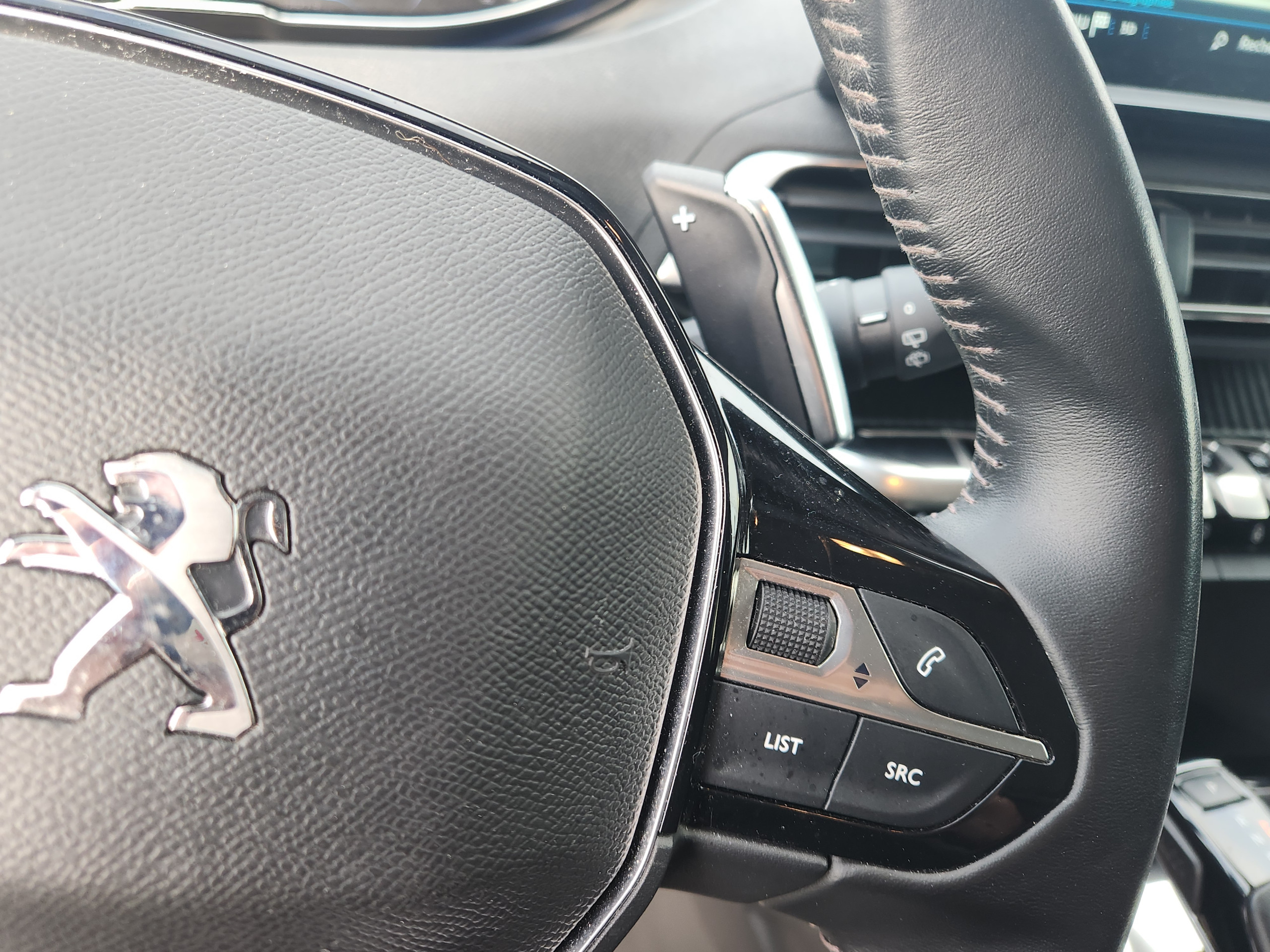 Peugeot 5008  II PureTech 130 S&S EAT8 Active Business groupe Vergnon