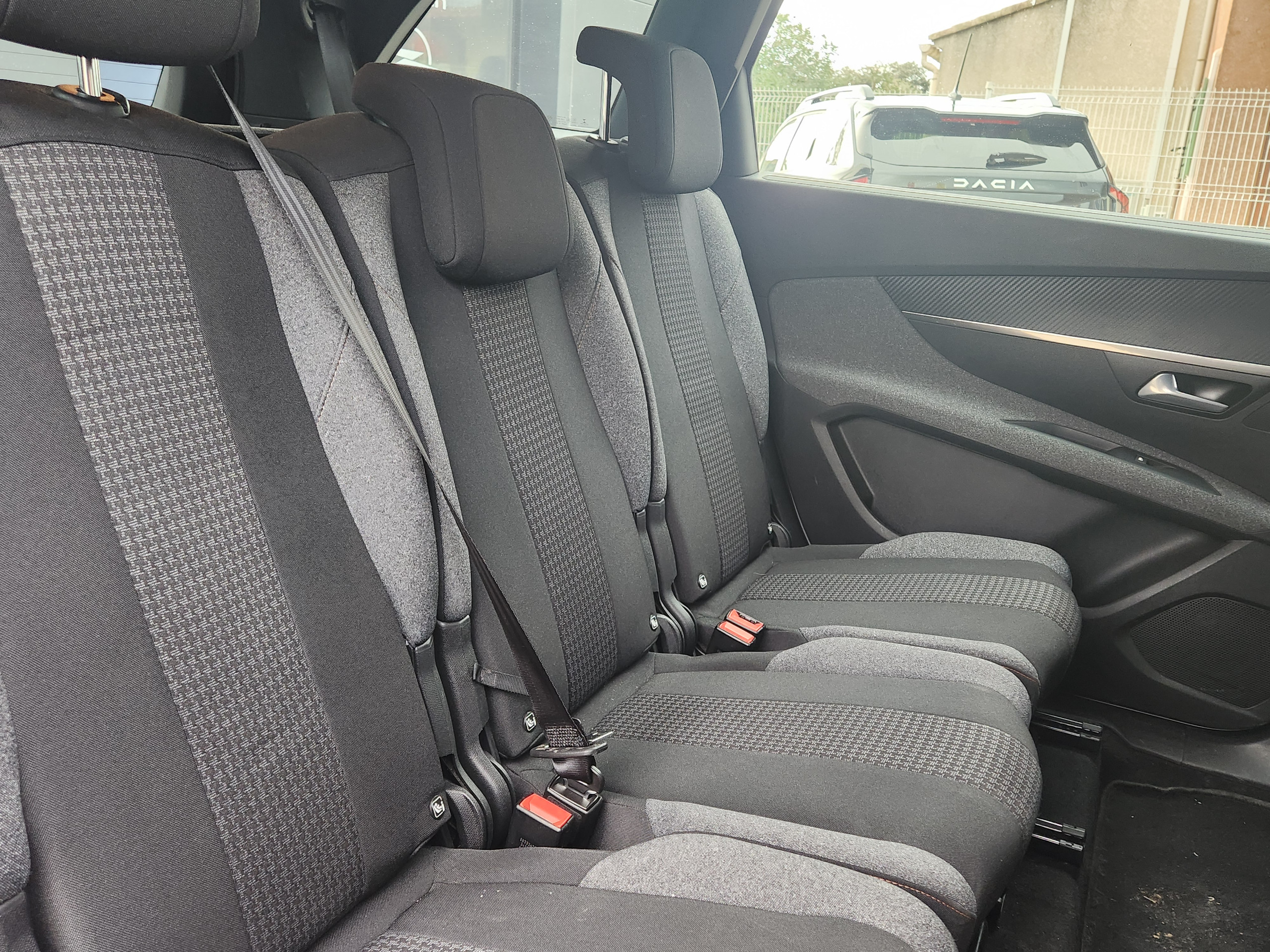 Peugeot 5008  II PureTech 130 S&S EAT8 Active Business groupe Vergnon