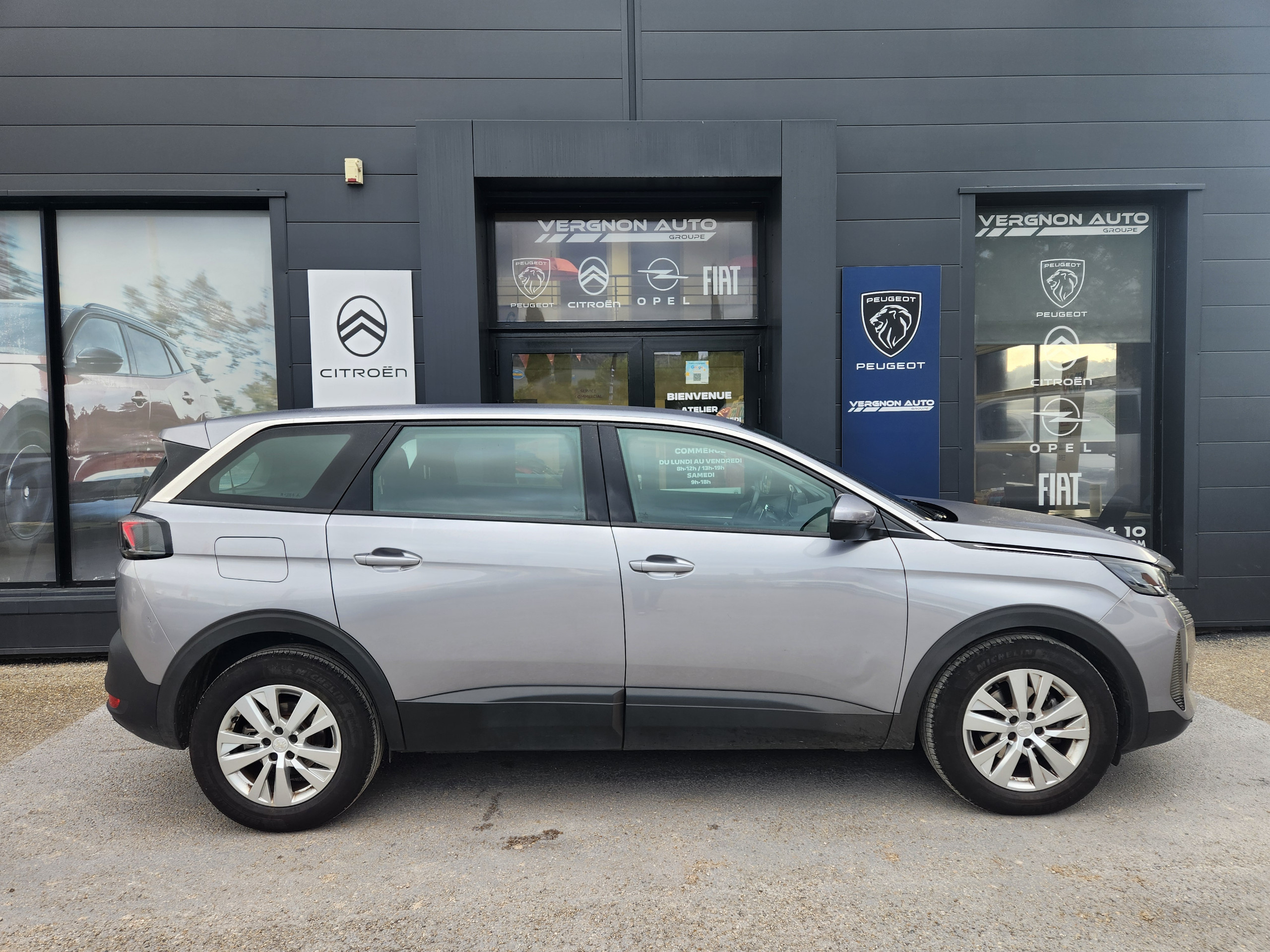 Peugeot 5008  II PureTech 130 S&S EAT8 Active Business groupe Vergnon